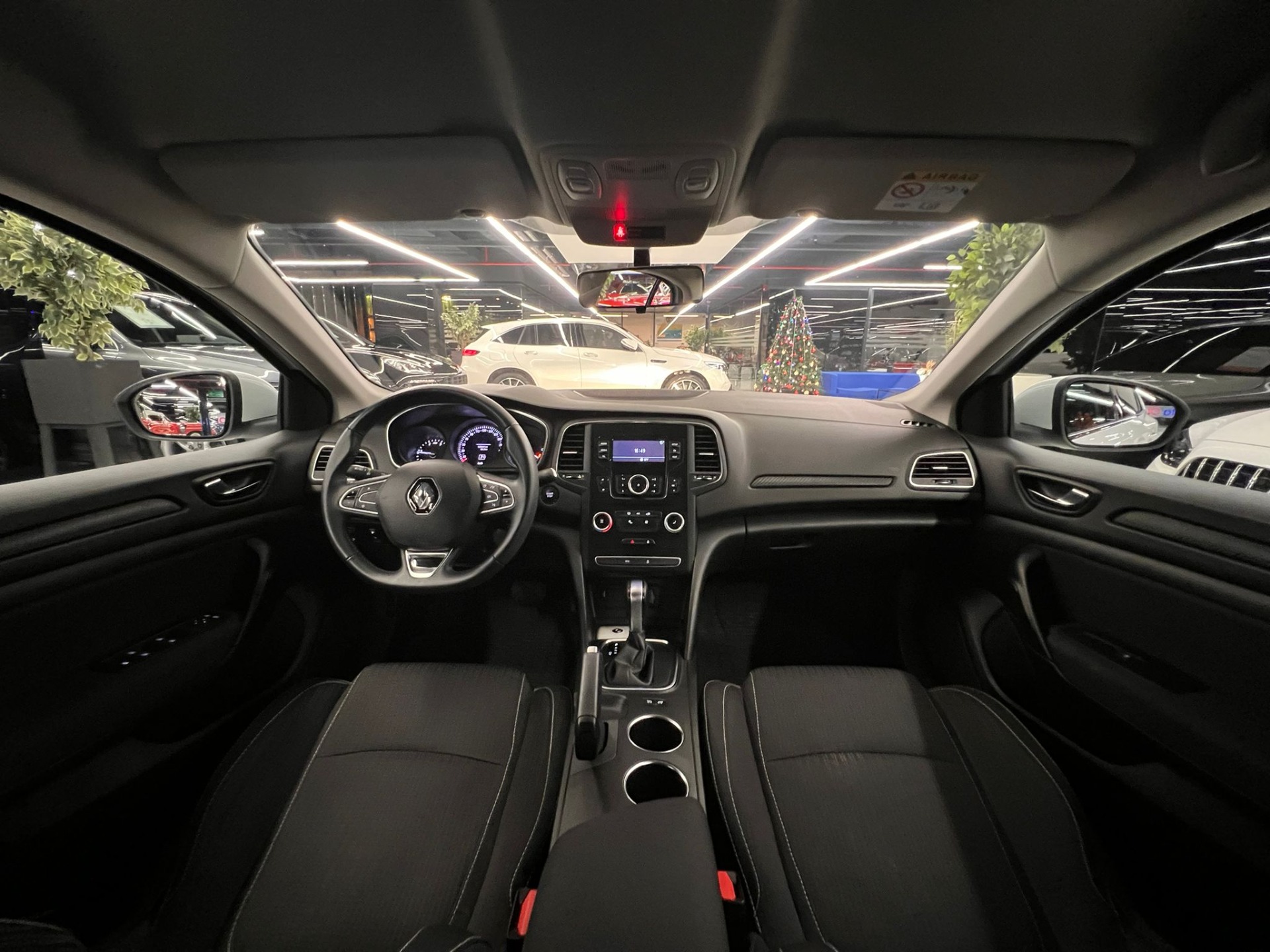2019 Model Renault Megane 1.5 dCi Touch-12