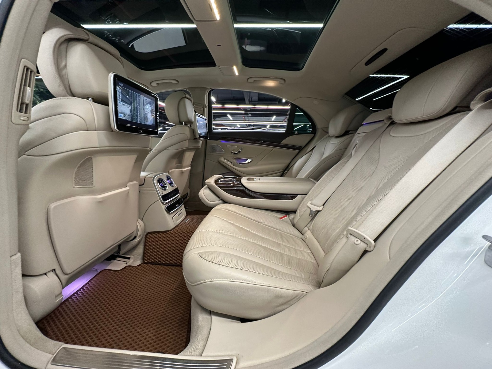 2014 Model Mercedes-Benz S 350 4Matic-24