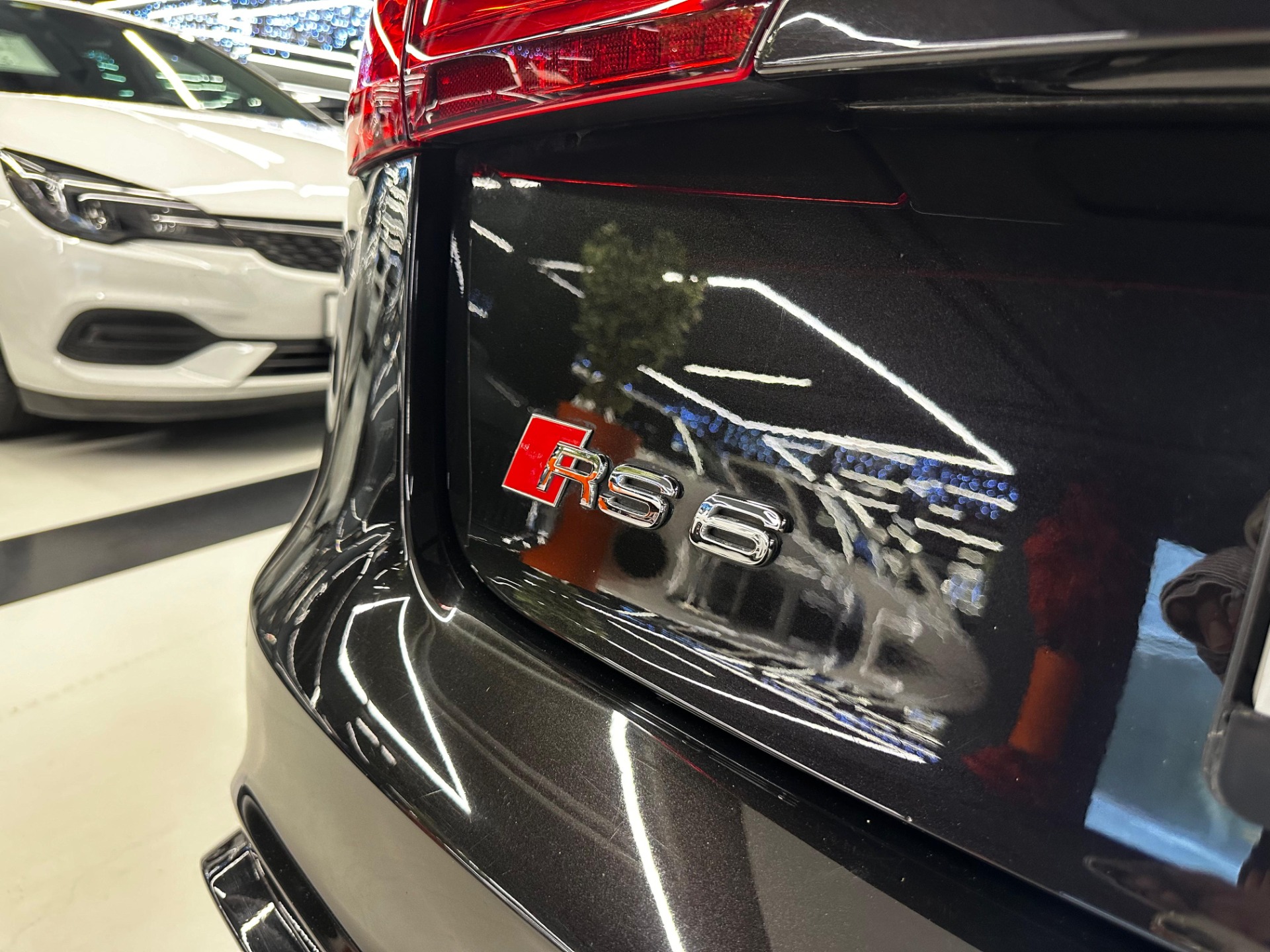 2015 Model Audi RS 6 Avant-51