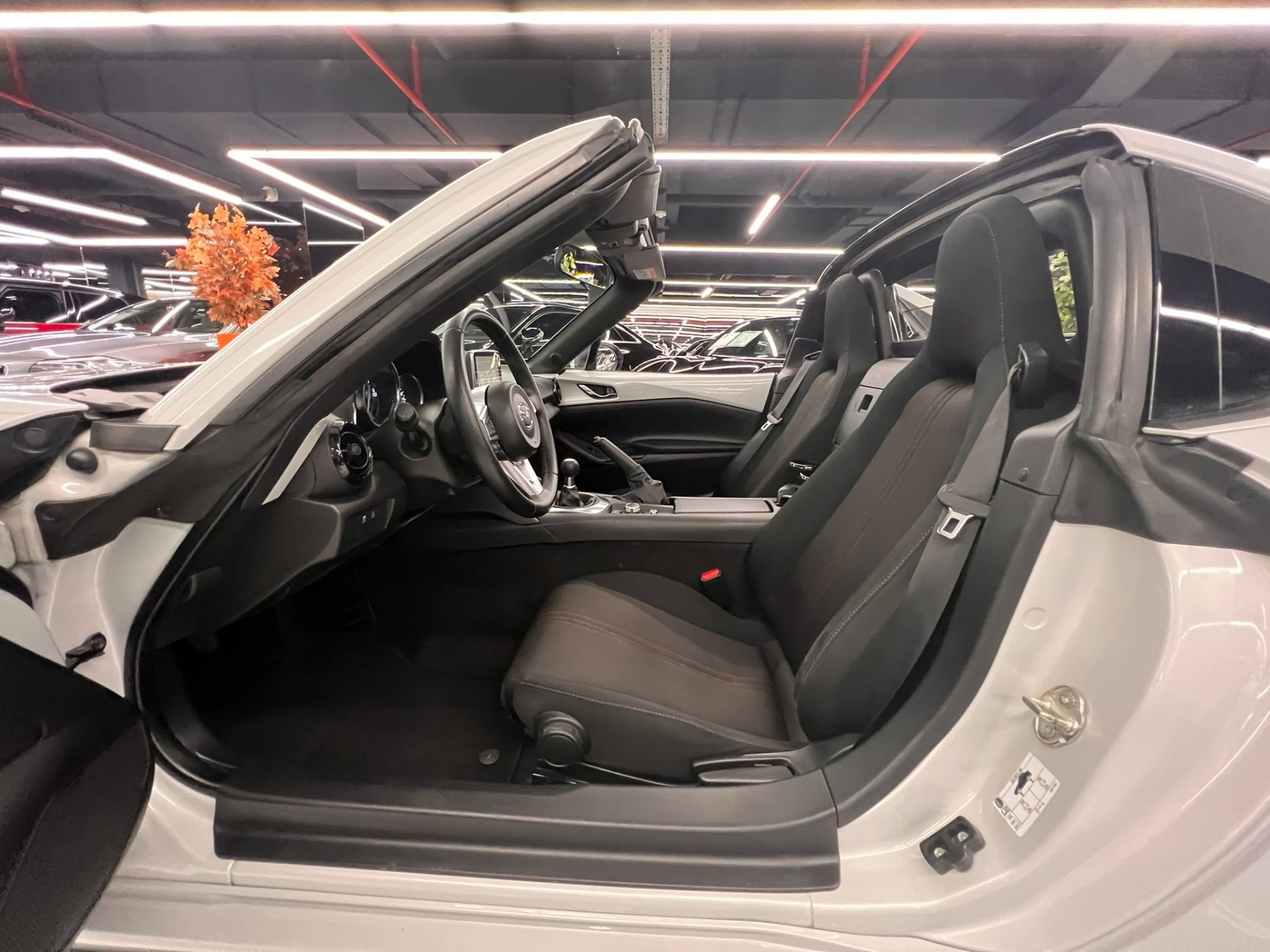 2017 Model Mazda MX-5 1.5-15