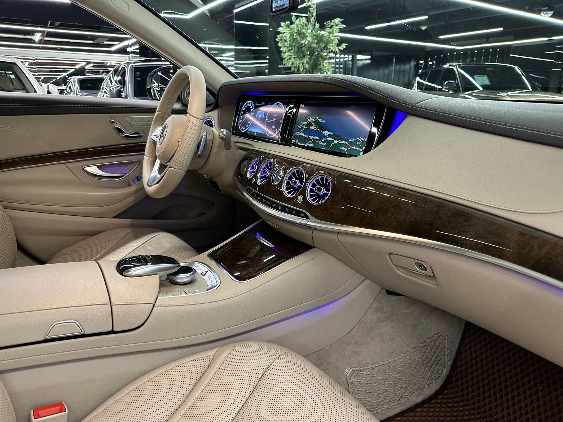 2014 Model Mercedes-Benz S 350 4Matic-10