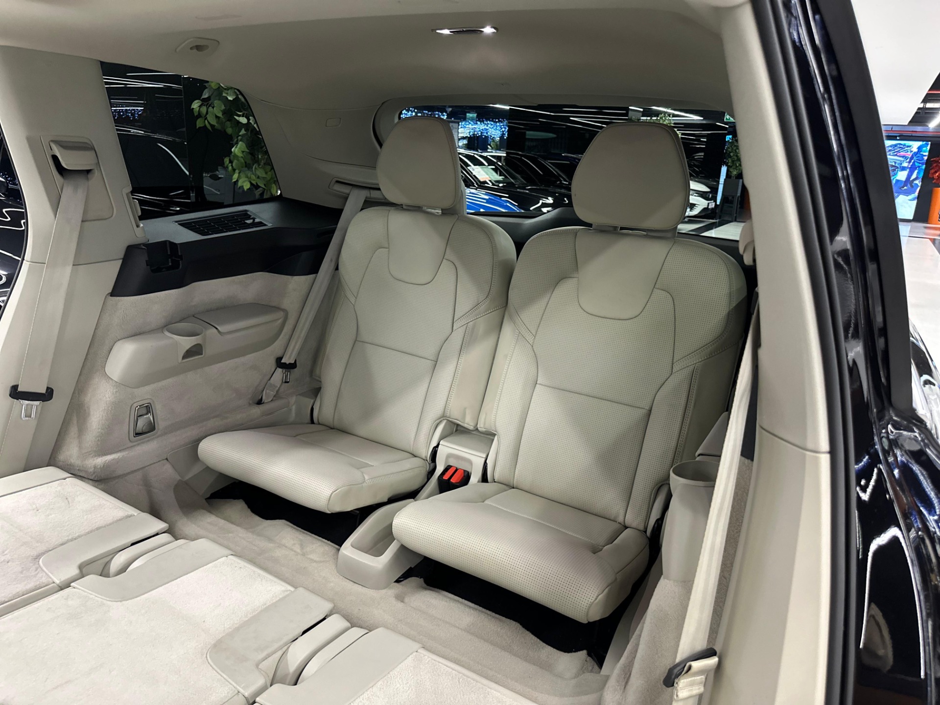 2020 Model Volvo XC90 2.0 T8 Recharge Inscription-43