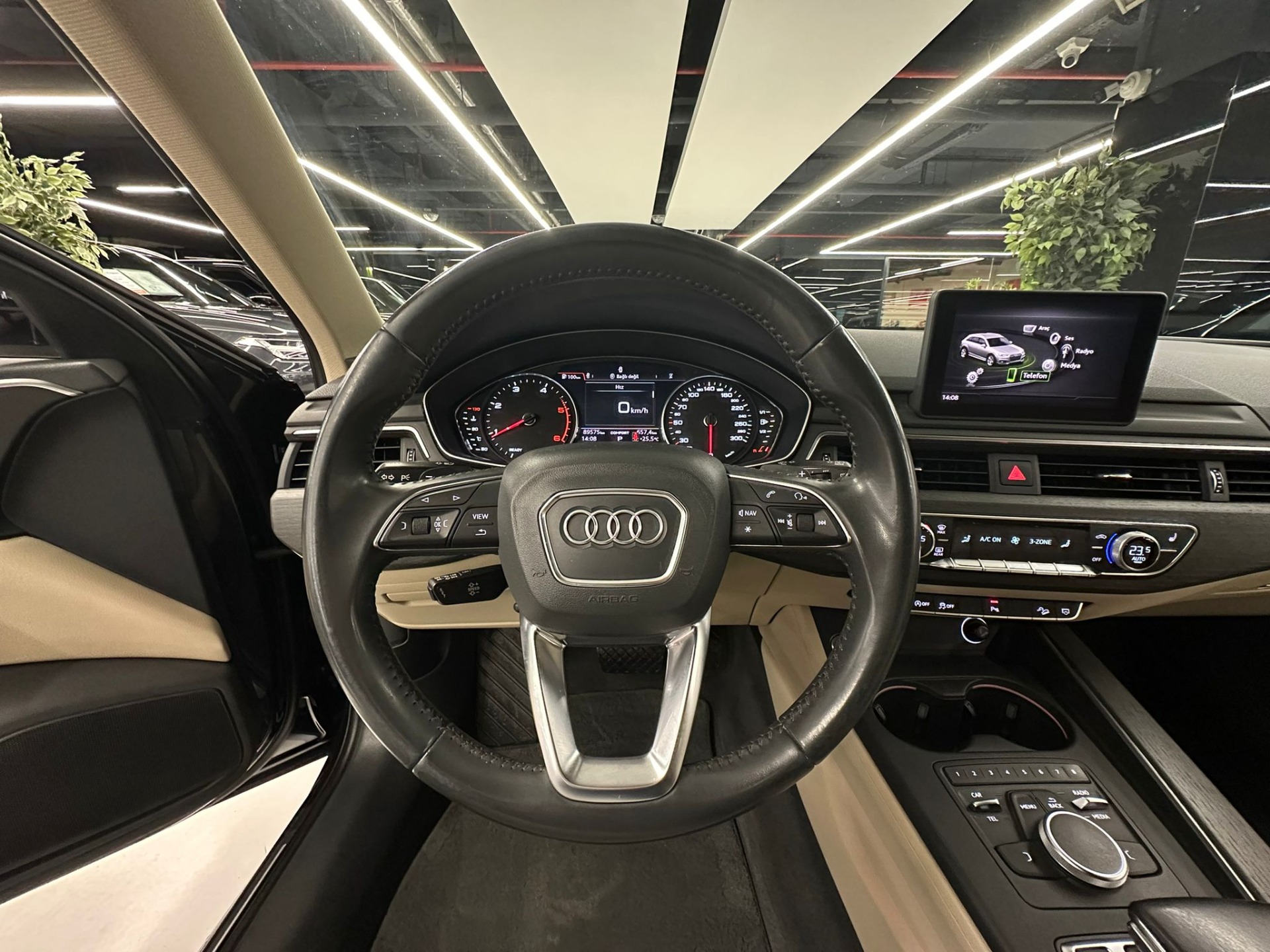 2018 Model Audi A4 Allroad Quattro 2.0 TDI-13