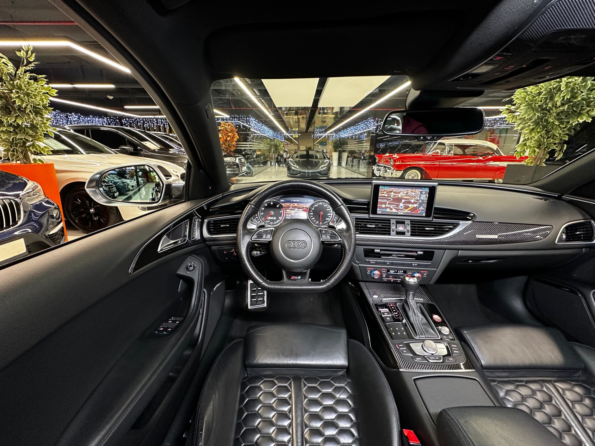 2015 Model Audi RS 6 Avant-20
