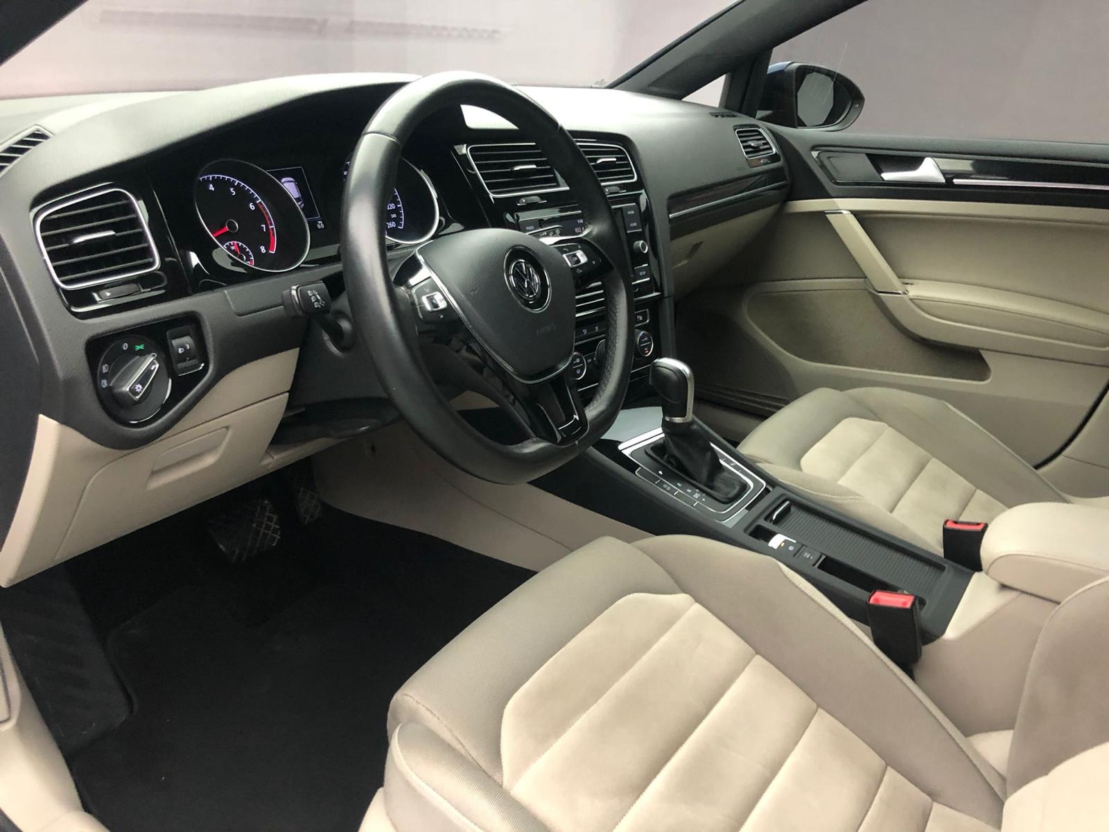 2017 Model Volkswagen Golf 1.4 TSI Comfortline-13