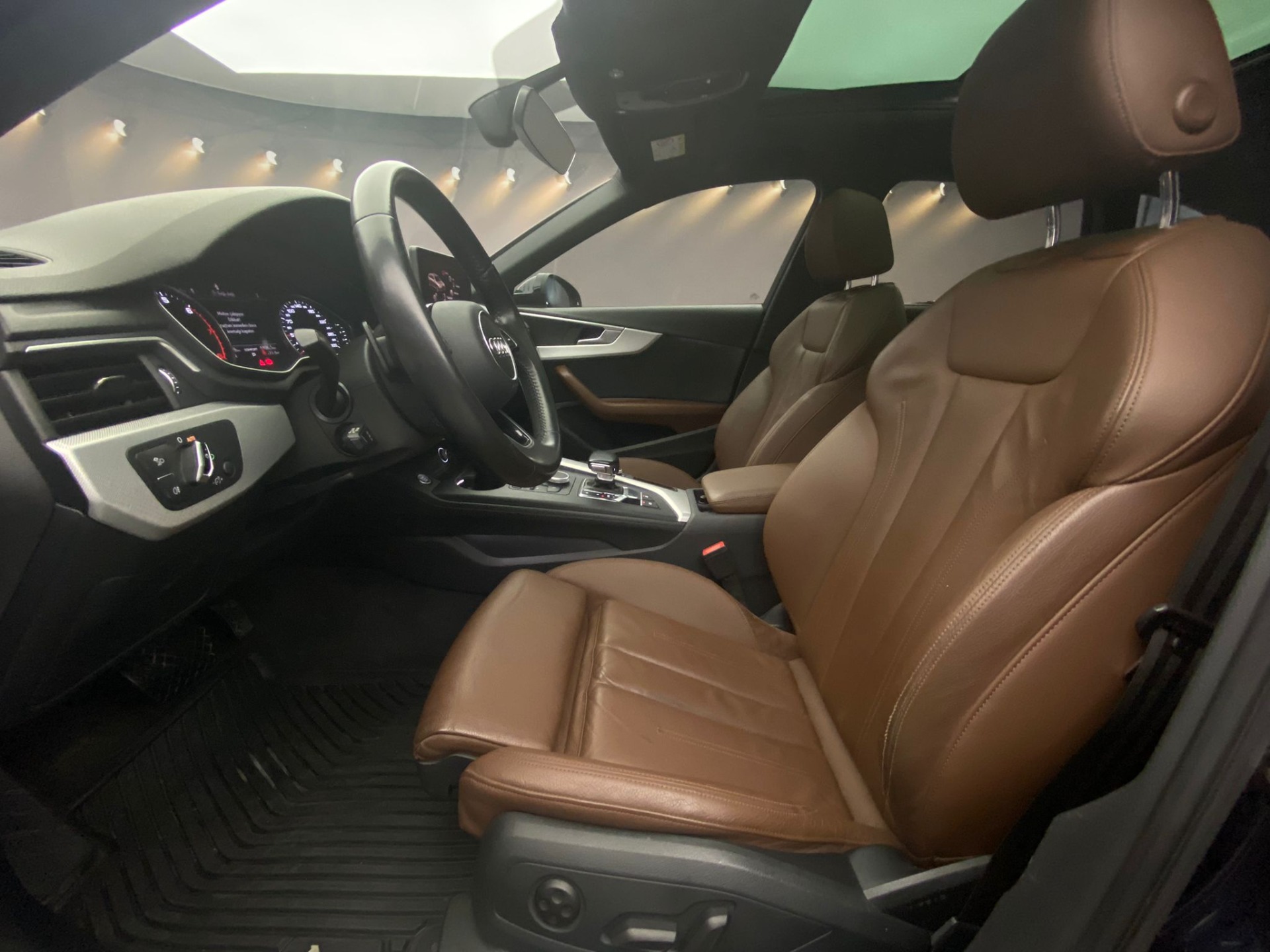 2016 Model Audi A4 Avant 1.4 TFSI Sport-16