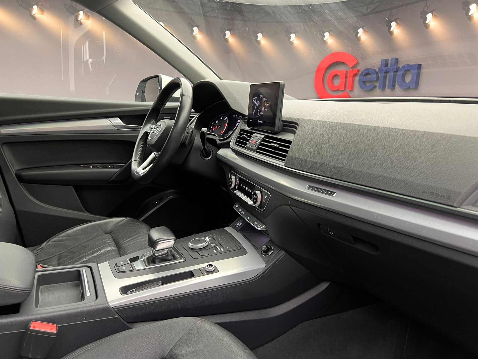2017 Model Audi Q5 2.0 TDI Quattro Design S-Tronic-10