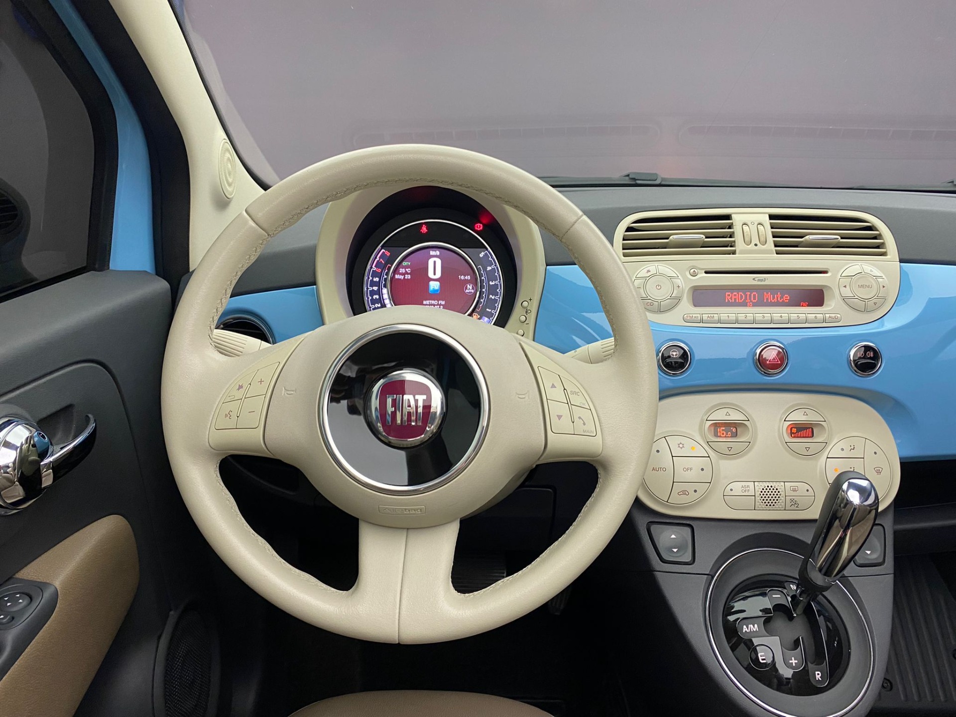 2015 Model Fiat 500C 1.2  Cult-13