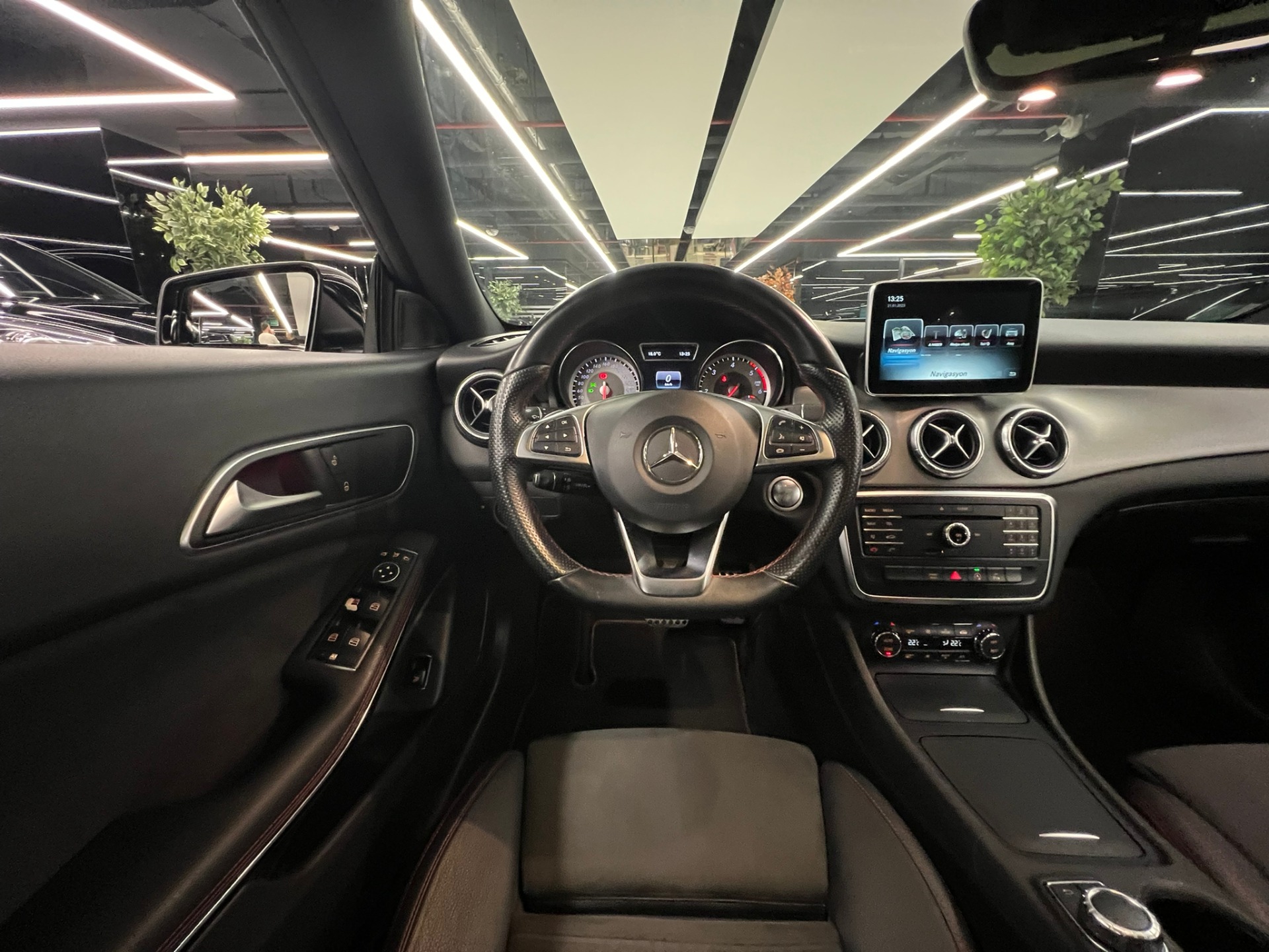 2016 Model Mercedes - Benz CLA 180 d AMG-13