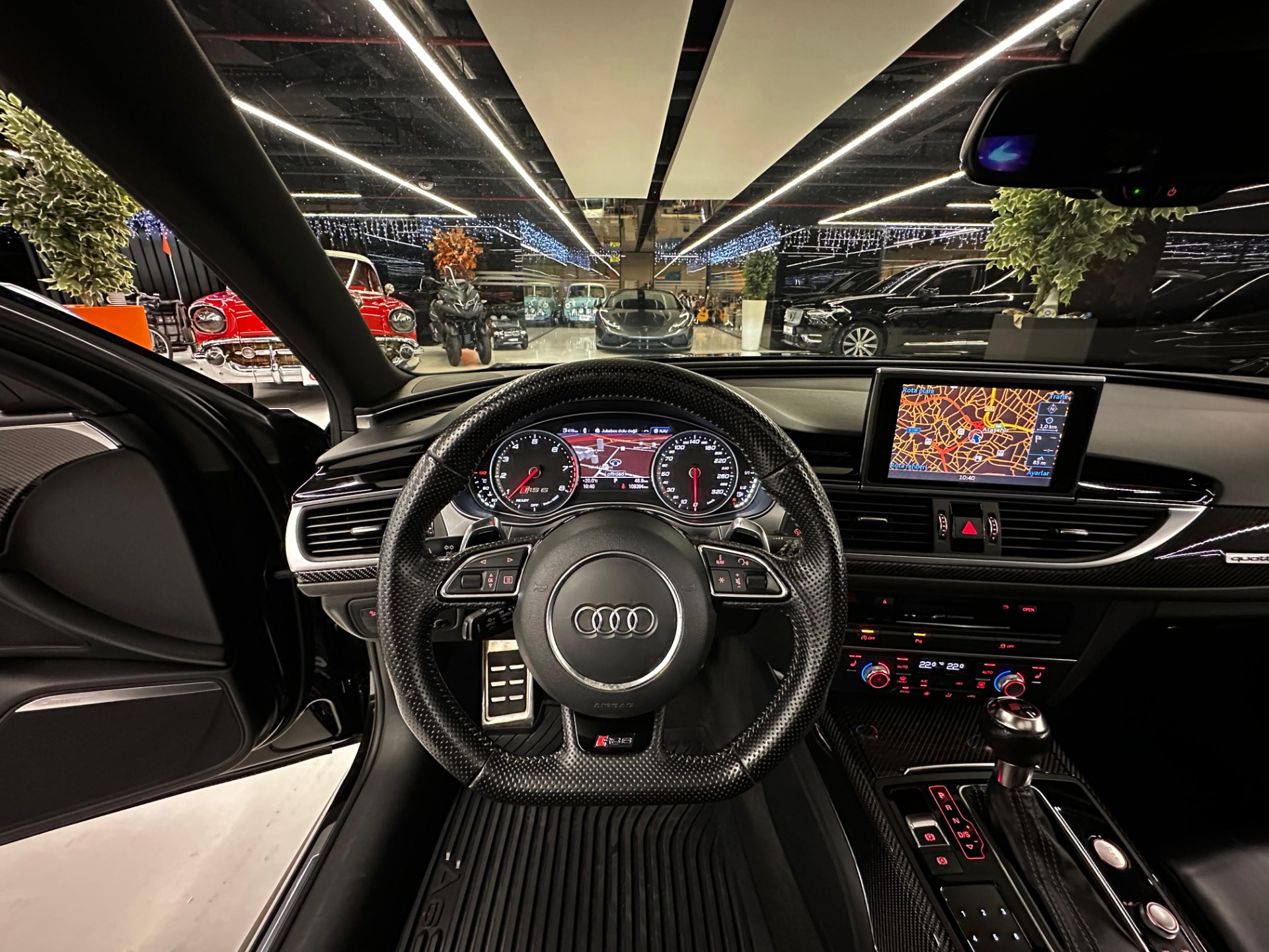 2015 Model Audi RS 6 Avant-36