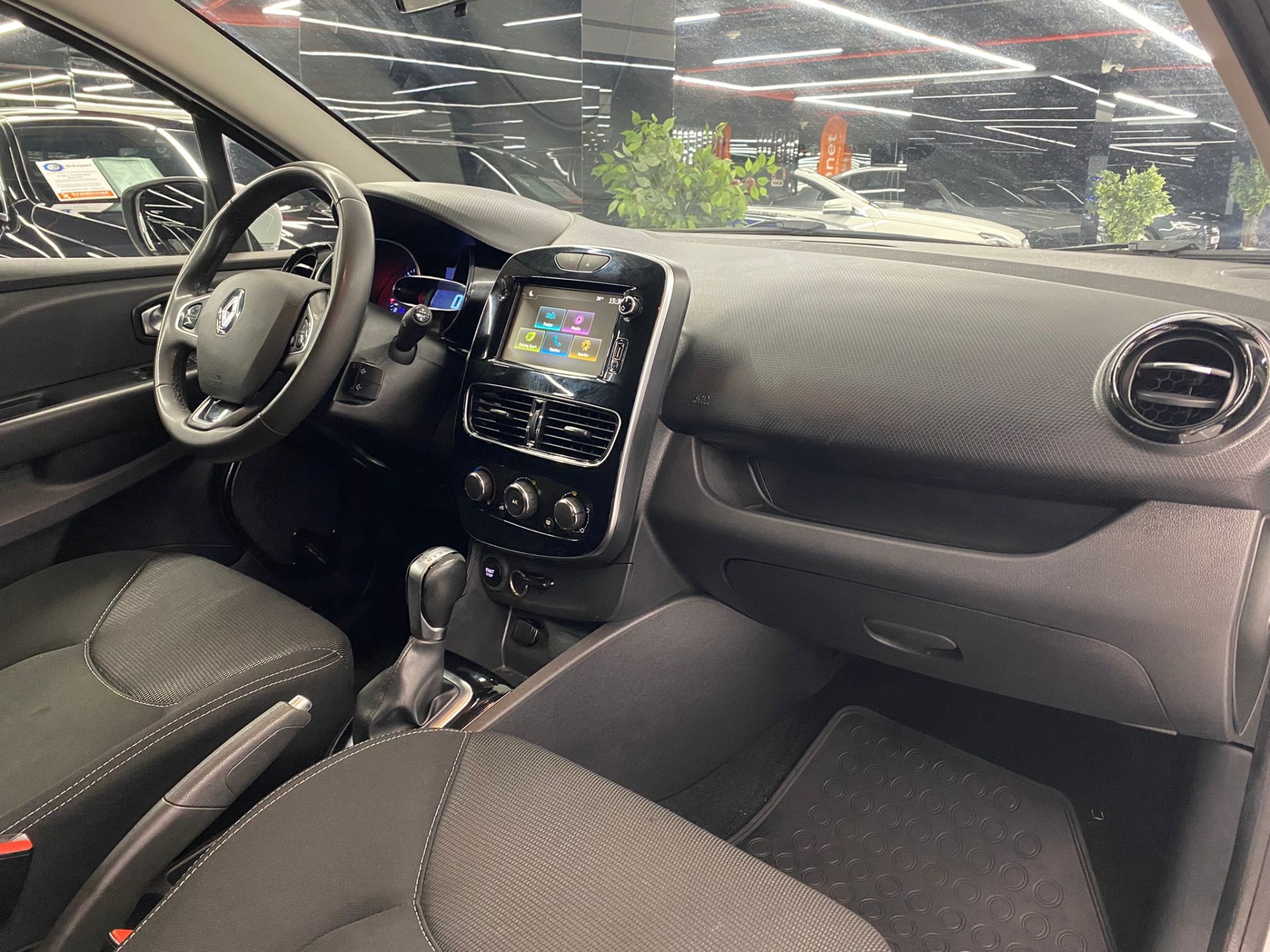 2019 Renault Clio 1.5 DCİ Touch-9