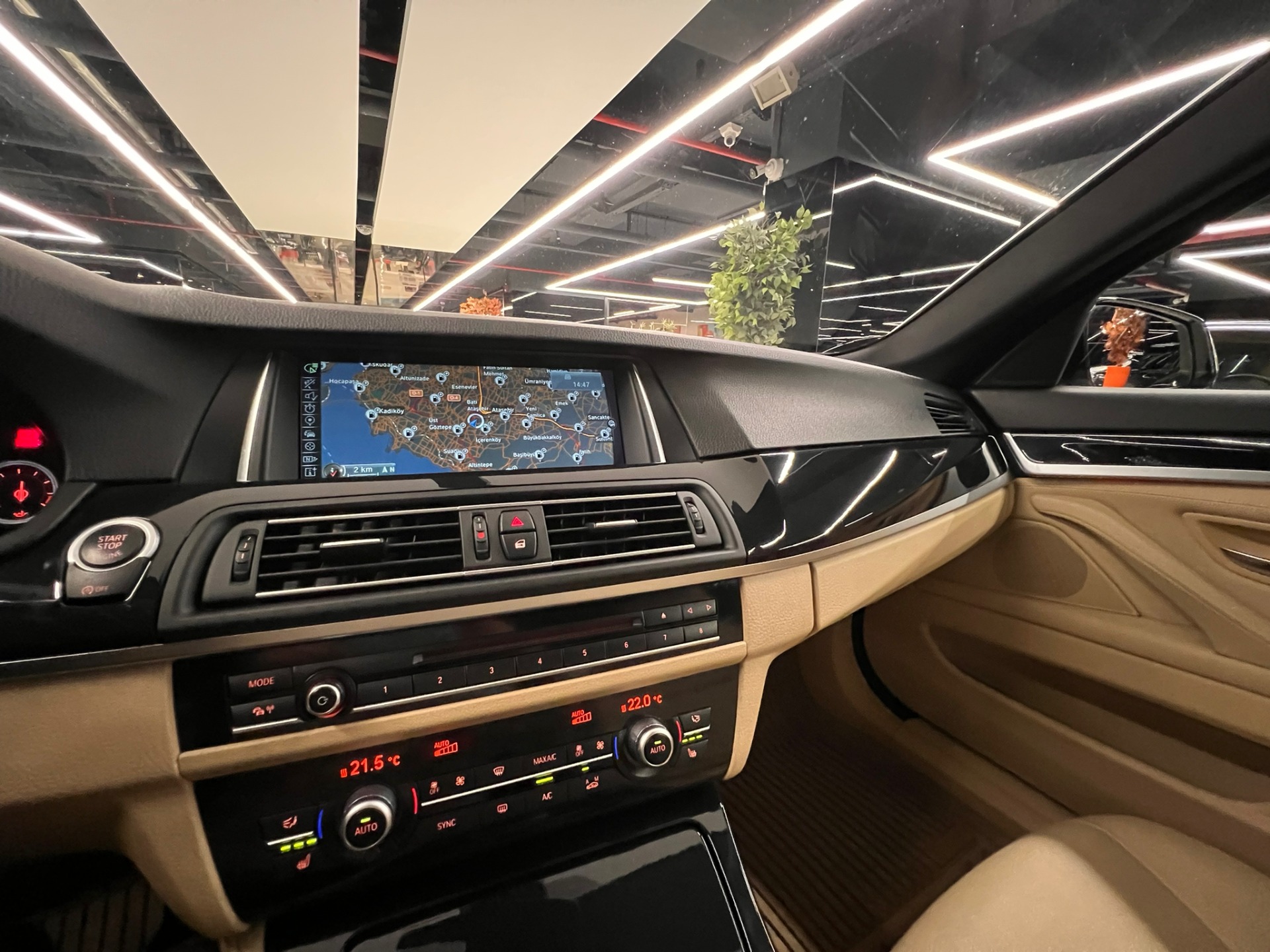 2016 Model Bmw 520i Executive-18