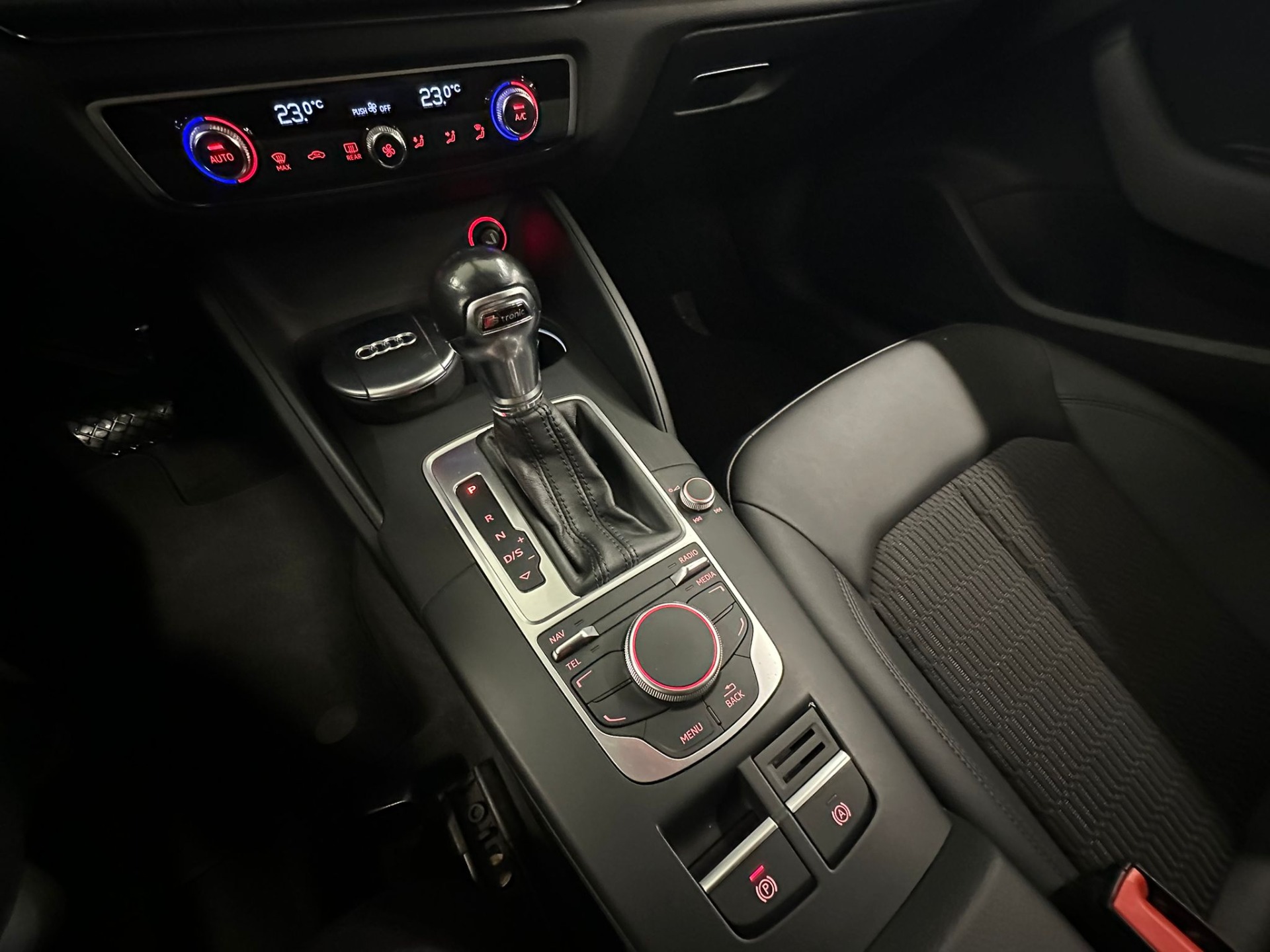 2016 Model  Audi A3 Sportback 1.2 TFSI Ambiante-19