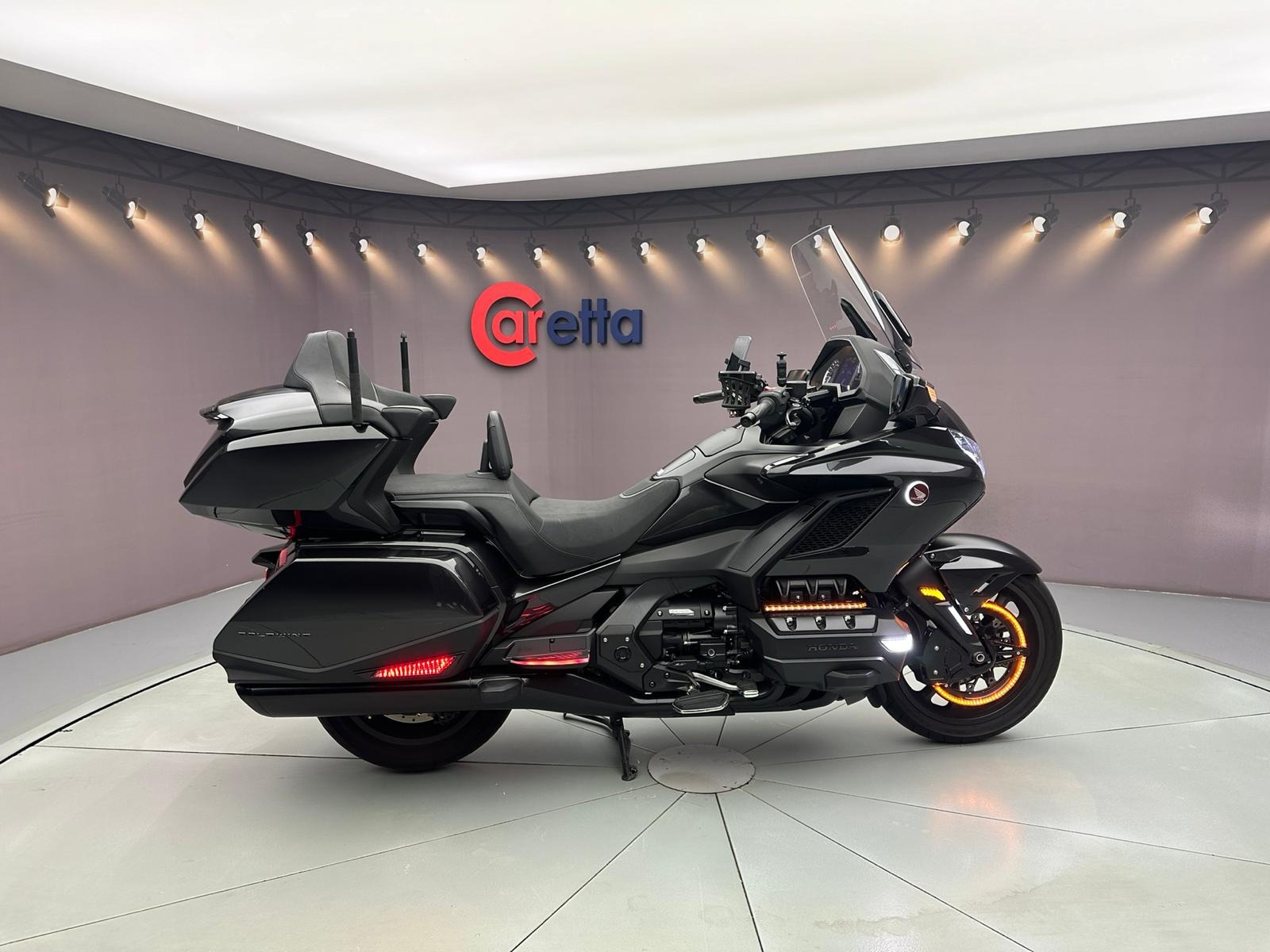 2022 Model Honda  Goldwing GL 1800 DCT-9