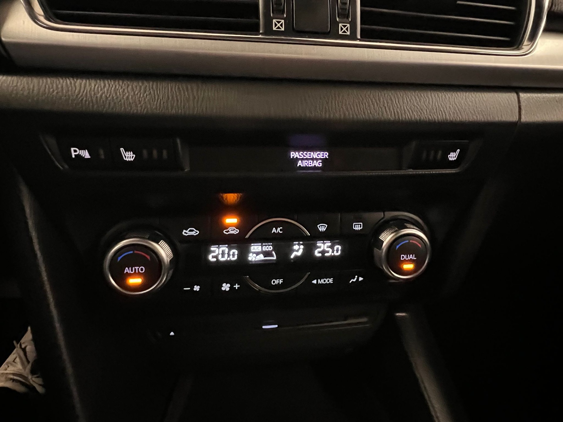 2016 Model Mazda 3 1.5D Power-18