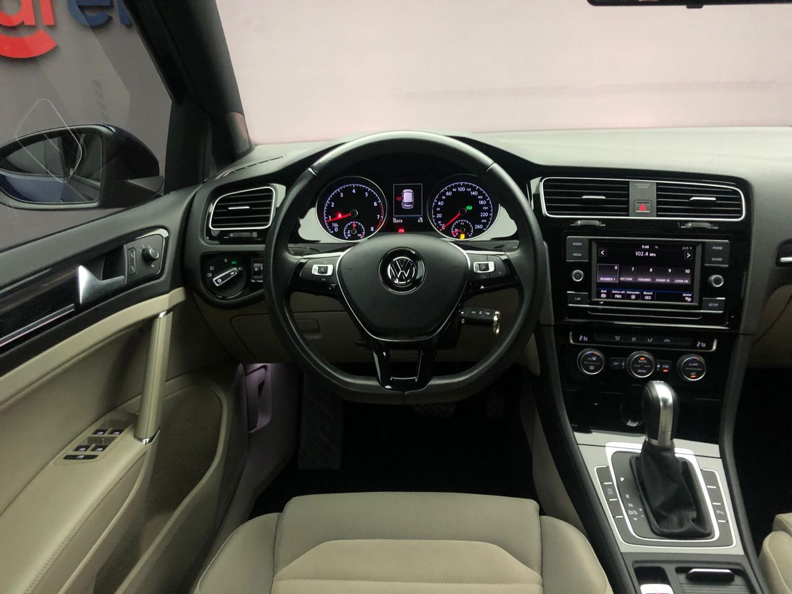 2017 Model Volkswagen Golf 1.4 TSI Comfortline-14