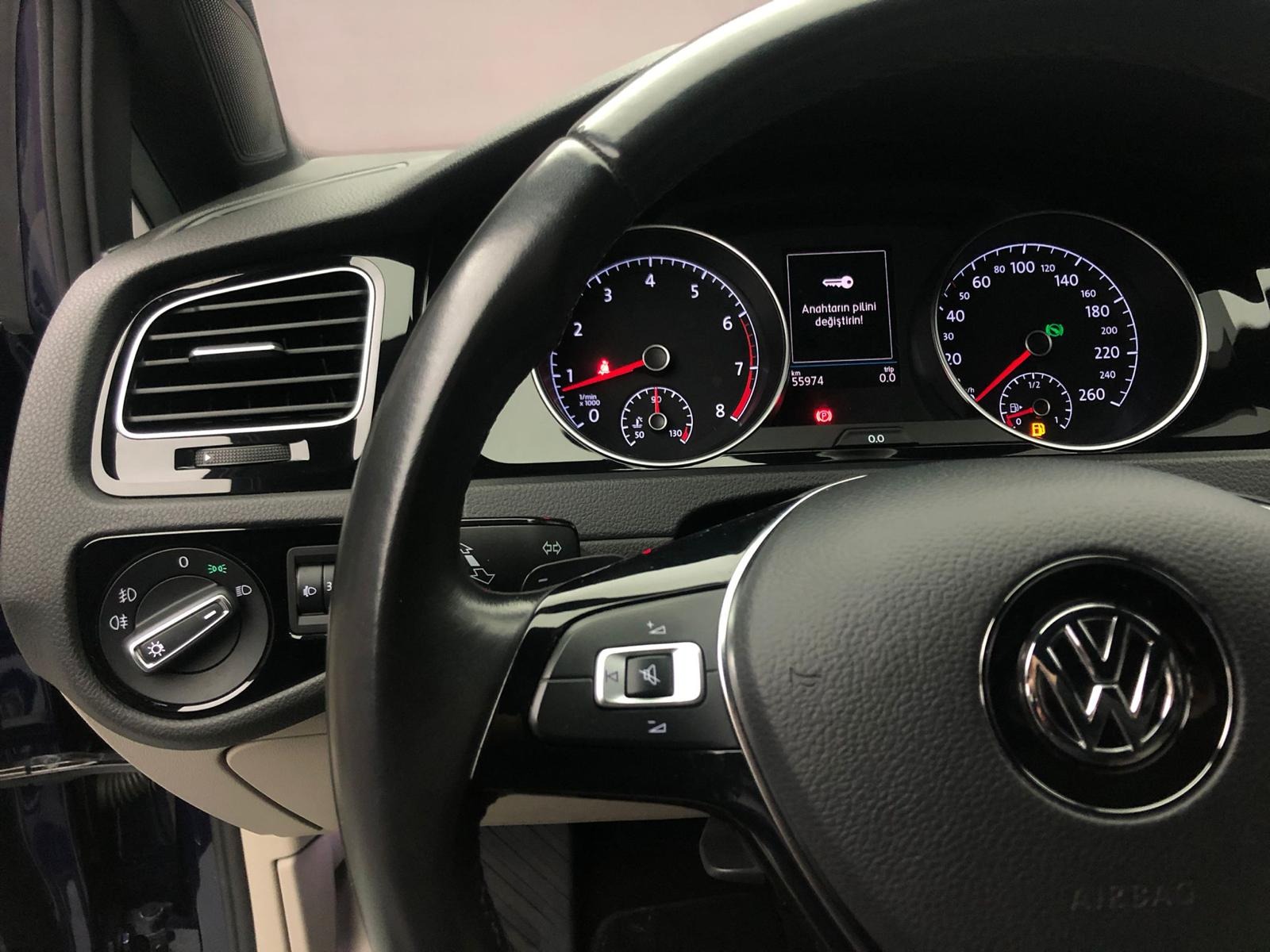 2017 Model Volkswagen Golf 1.4 TSI Comfortline-16