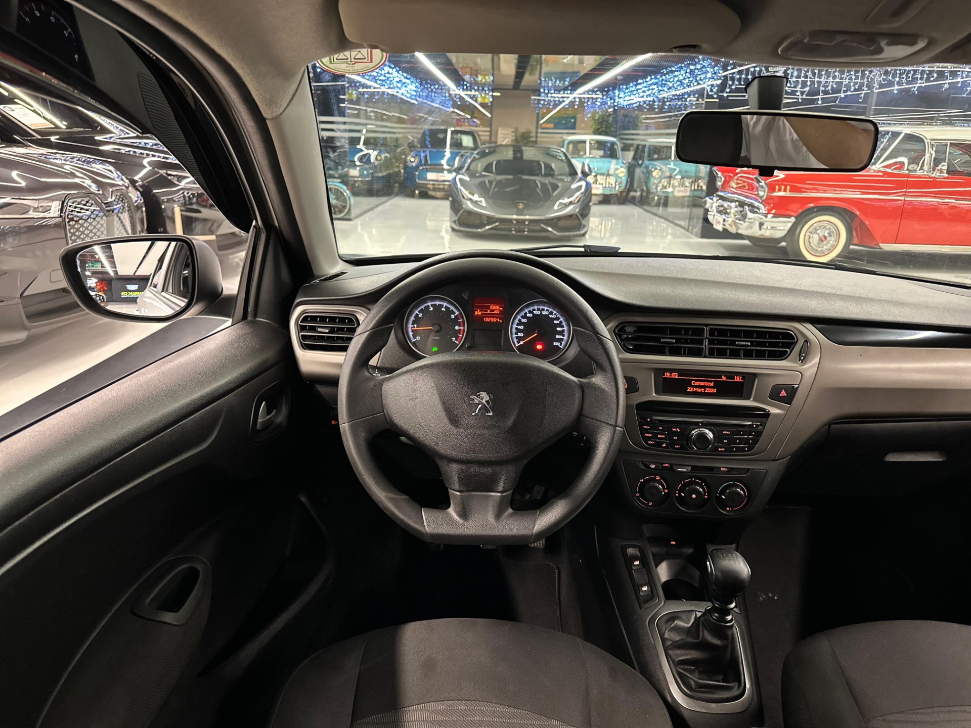 2019 Peugeot 301 1.5 BlueHDI Active-18