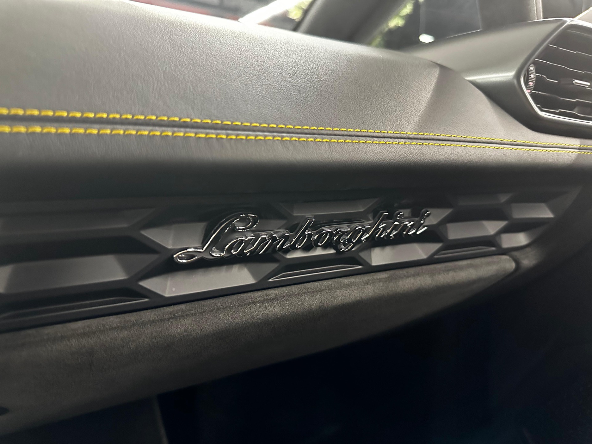 2015 Model  Lamborghini Huracan LP-610-4-49