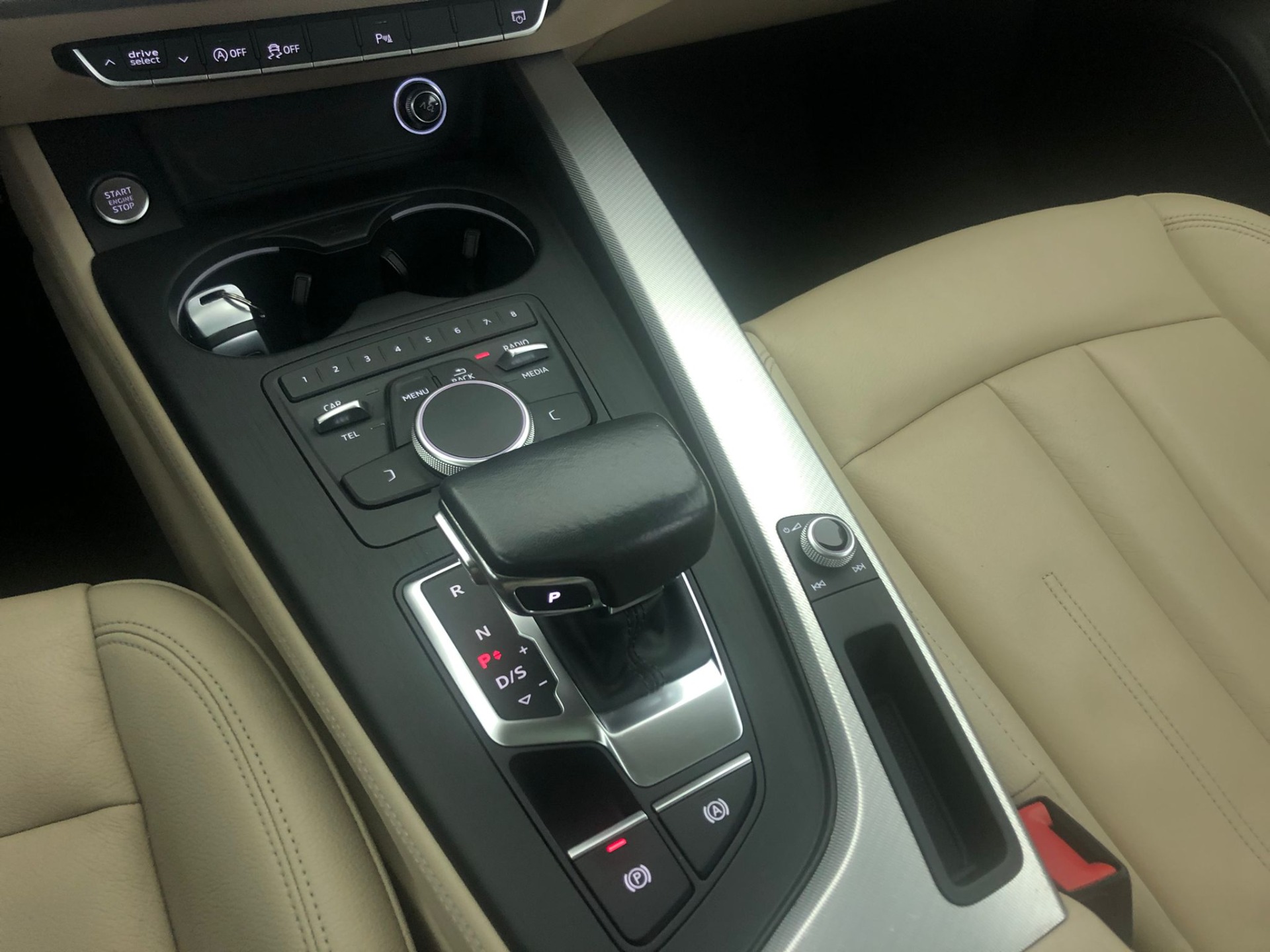 2018 Model Audi A4 1.4 TFSI Design-21