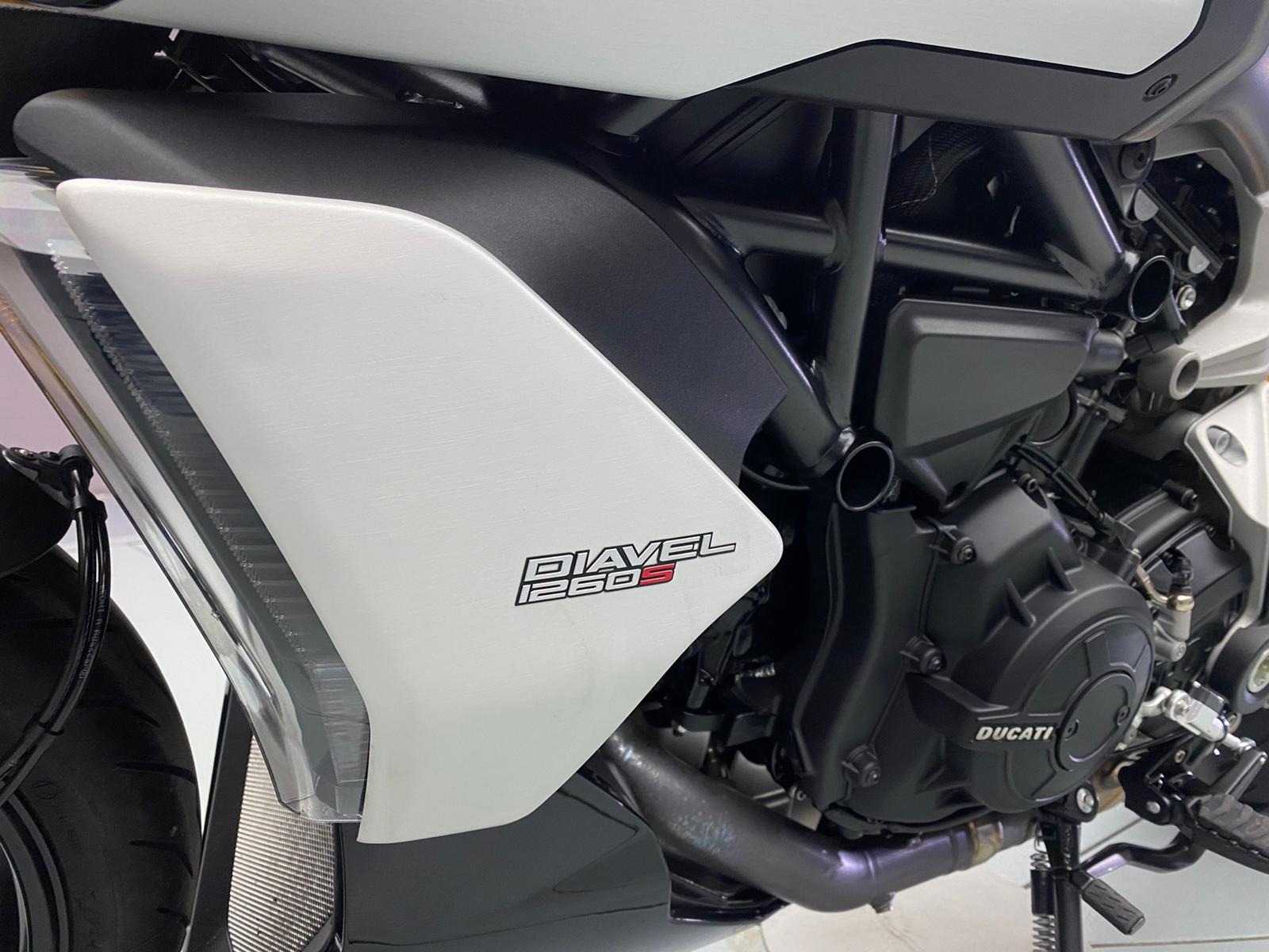 2020 Model Ducati Diavel 1260 S-20