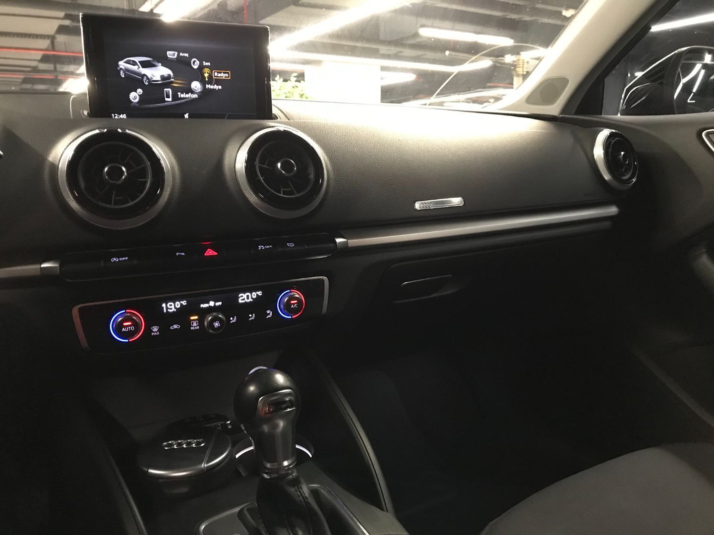 2017 Bi Xenon,F1, A3 Sedan 1.6 TDI S-Tronic Dynamic-21
