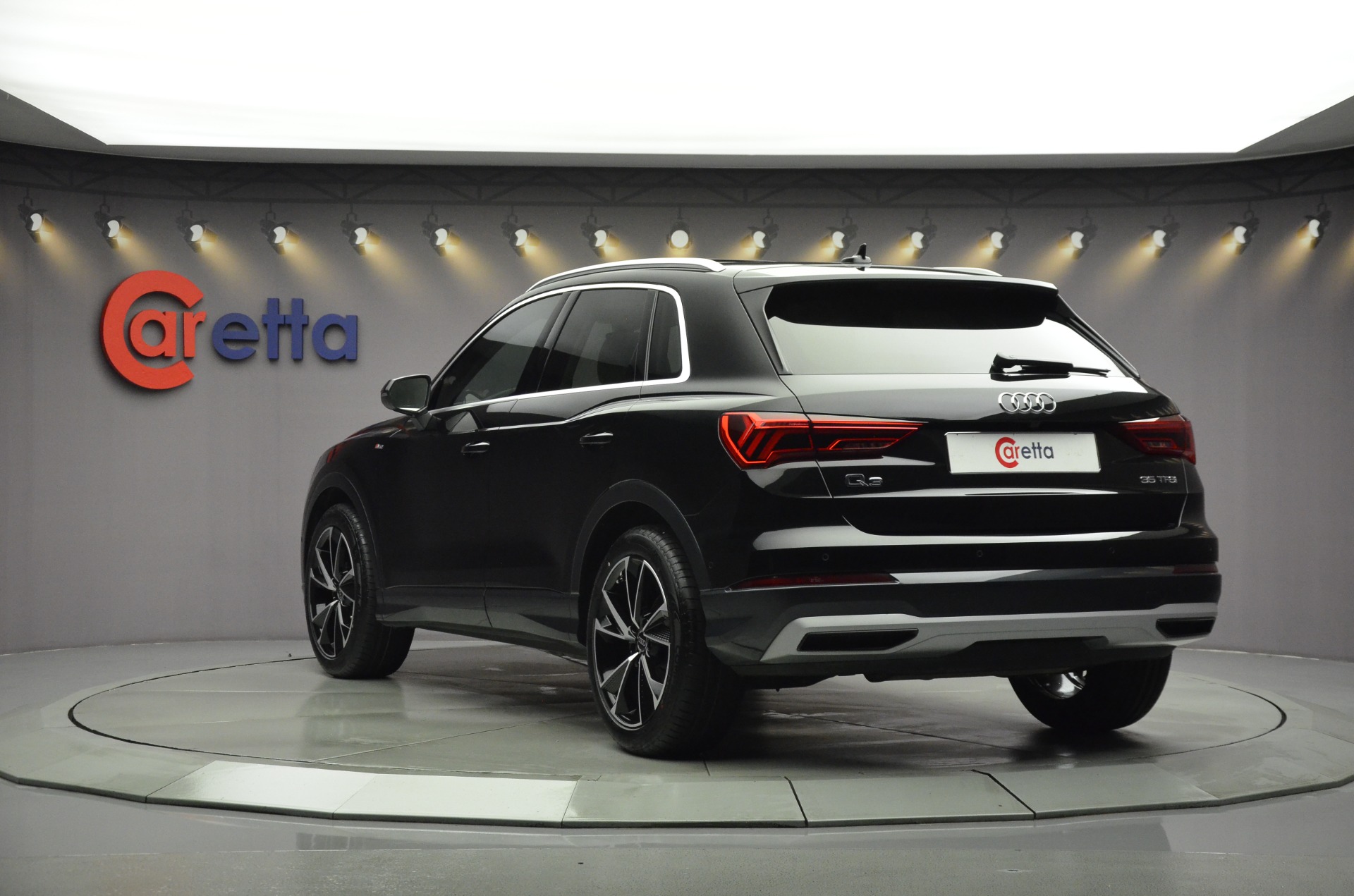 2022 Model Audi Q3 35 TFSI Advanced-7