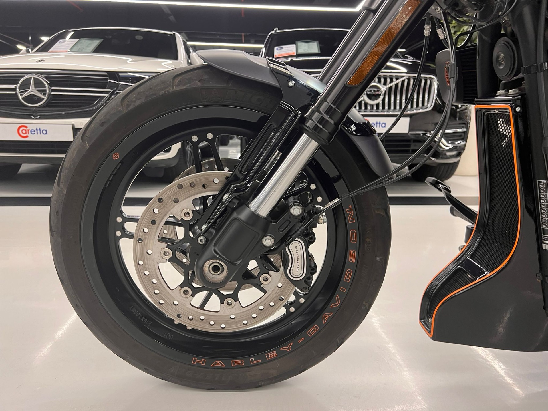 2020 Harley-Davidson FXDR 114-13