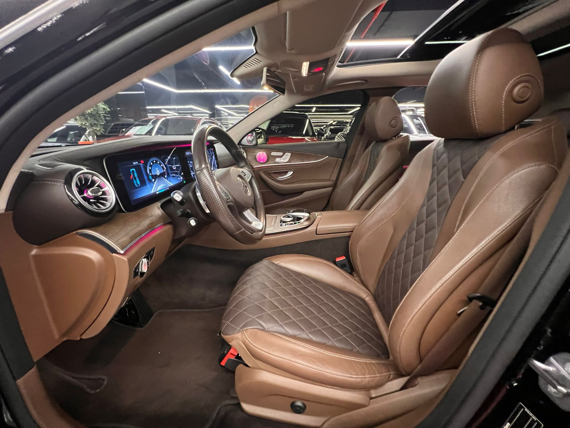 2018 Model Mercedes - Benz E 180 Maybach Exclusive-17