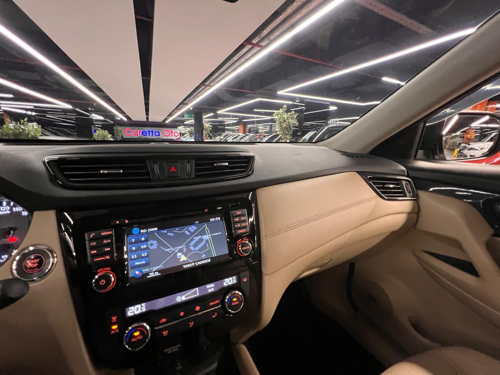 2018 Model Nissan X-Trail Platinium Premium-16