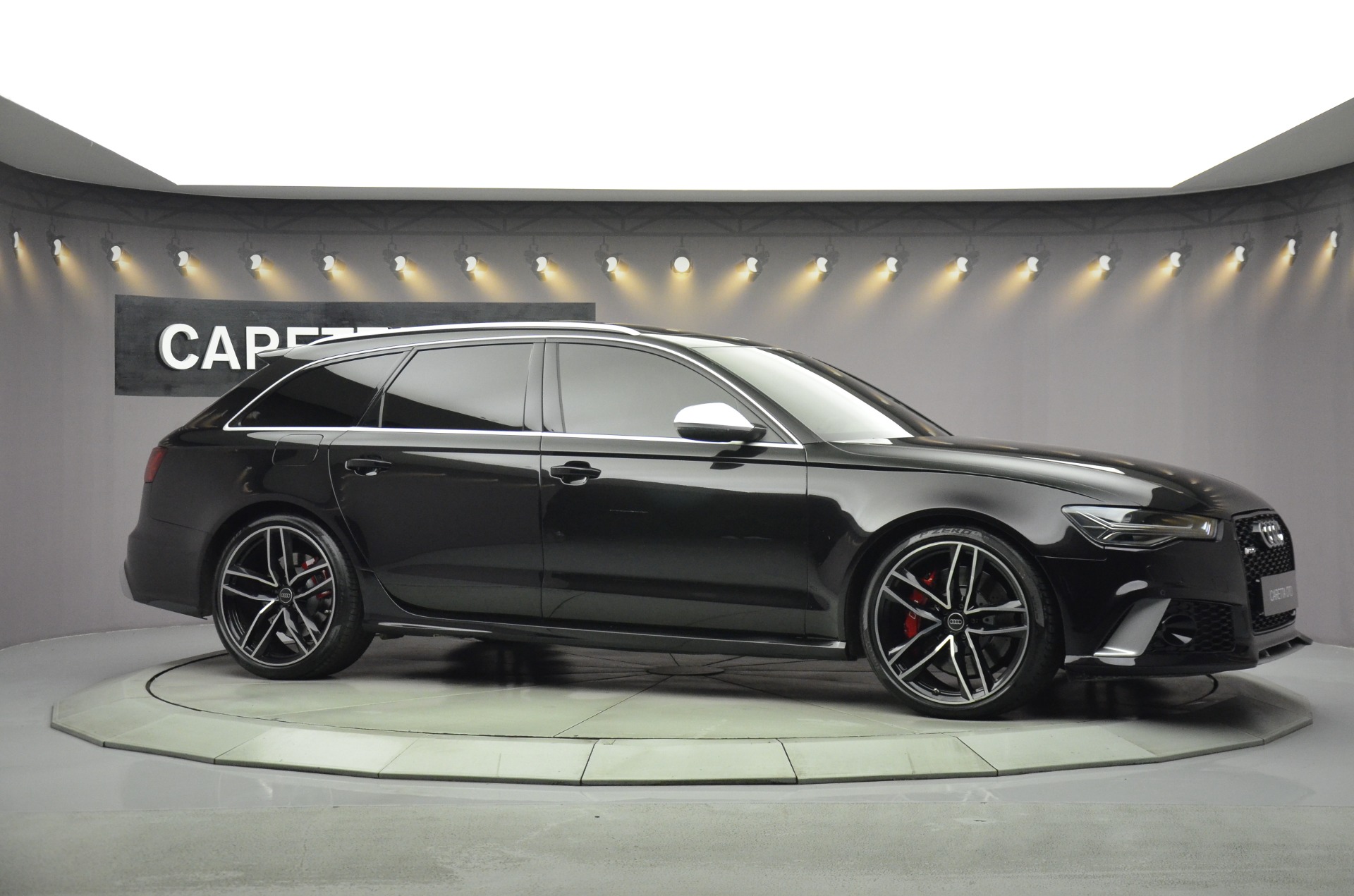 2015 Model Audi RS 6 Avant-6