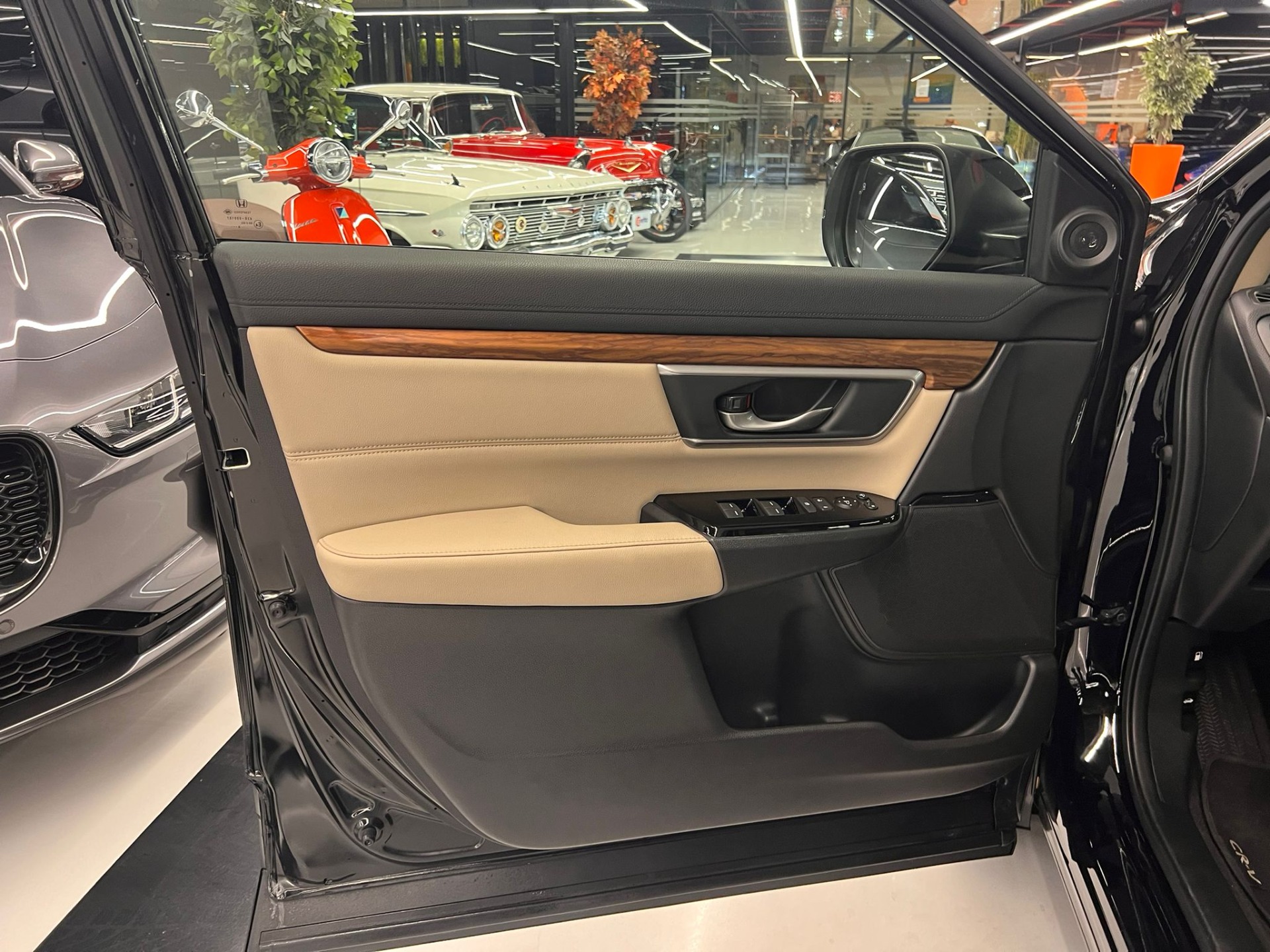 2018 Model Honda CR-V Executive-21