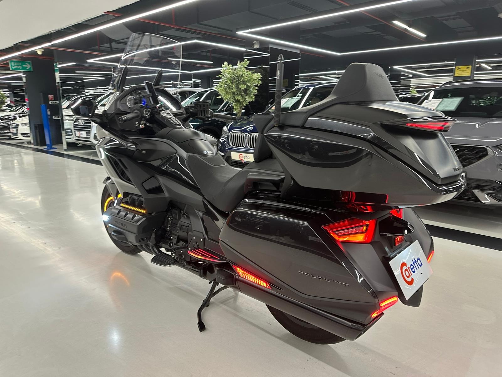 2022 Model Honda  Goldwing GL 1800 DCT-13