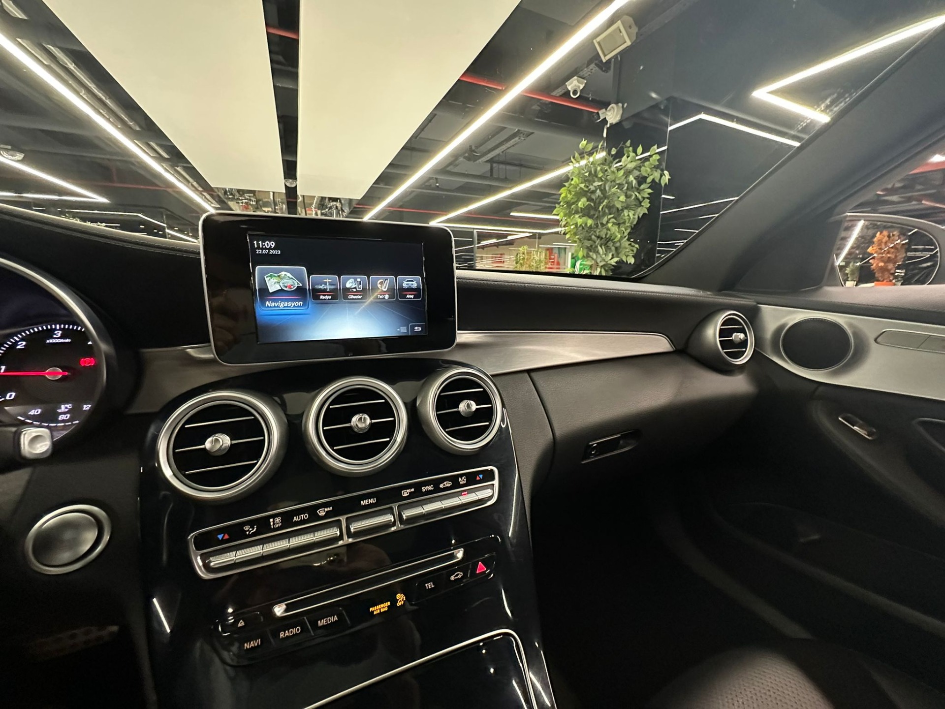 2015 Model Mercedes - Benz C 200 d BlueTEC Fascination-18