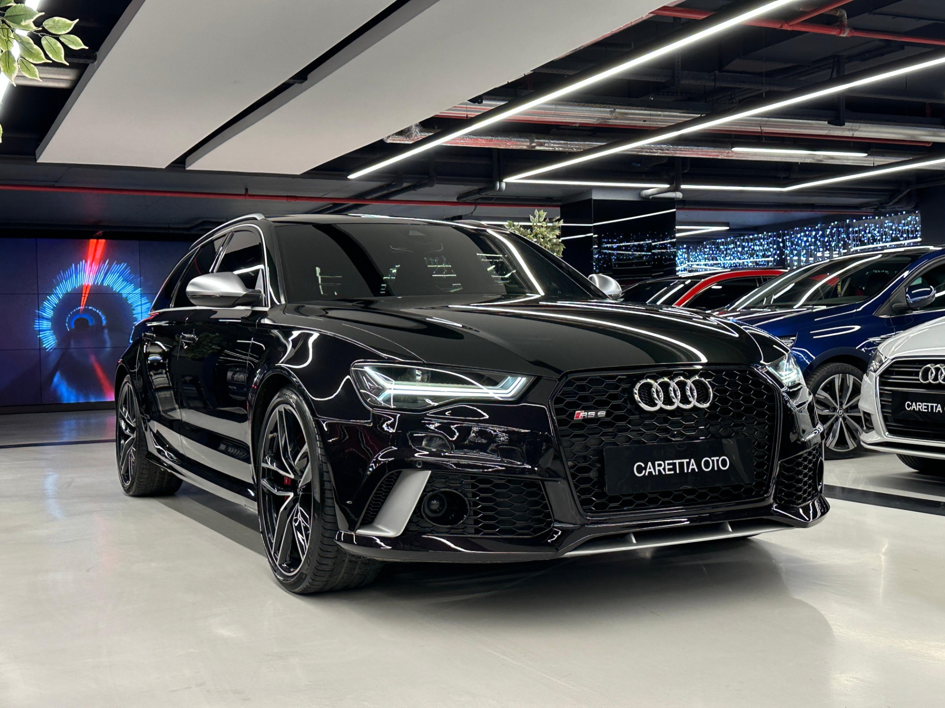 2015 Model Audi RS 6 Avant-23