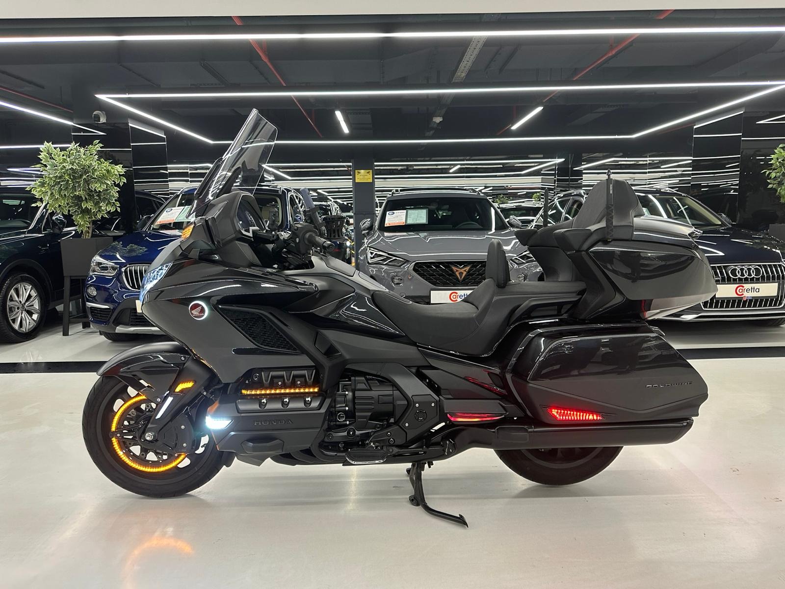 2022 Model Honda  Goldwing GL 1800 DCT-5