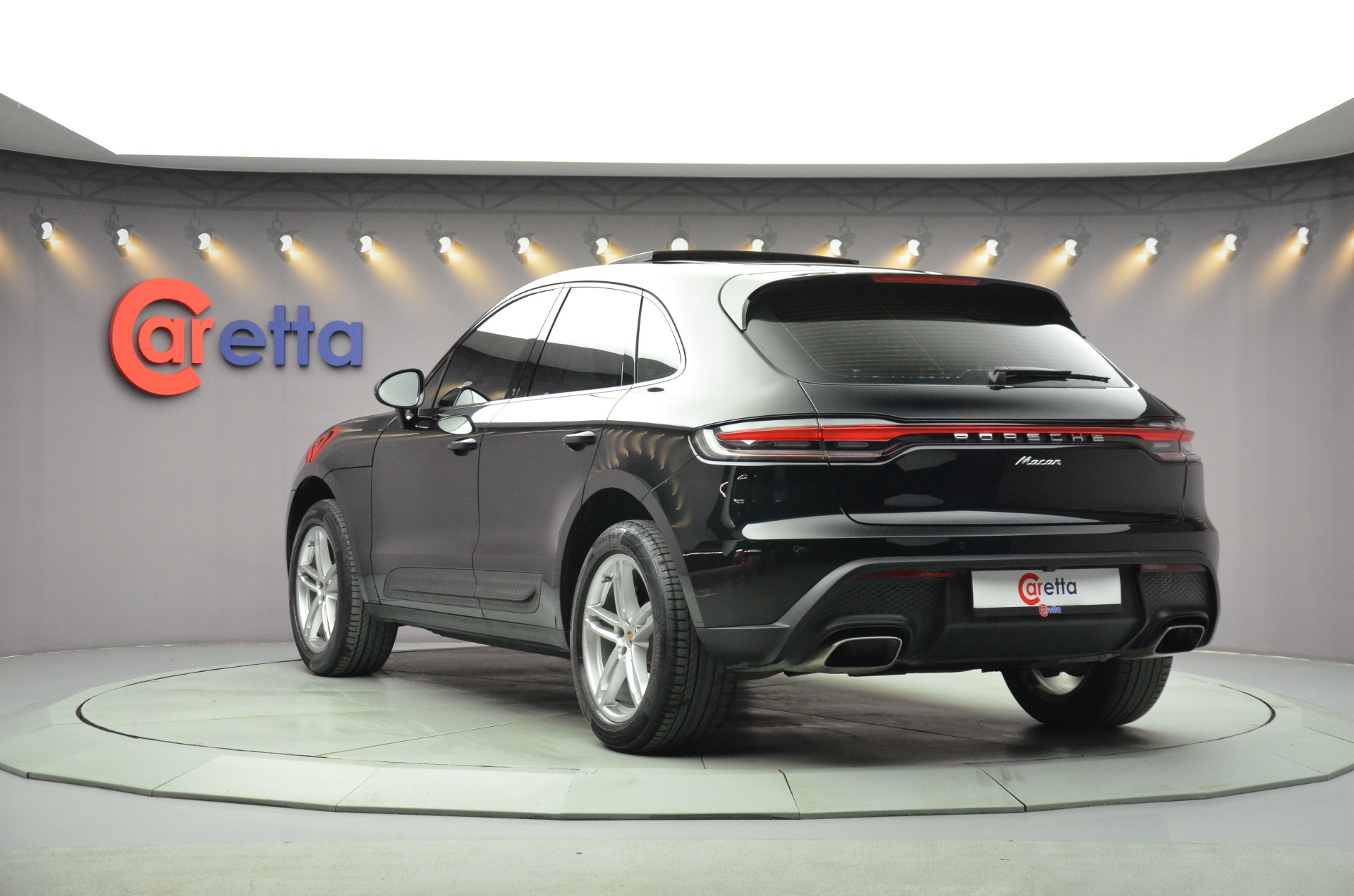 2022 Porsche Macan 2.0-6