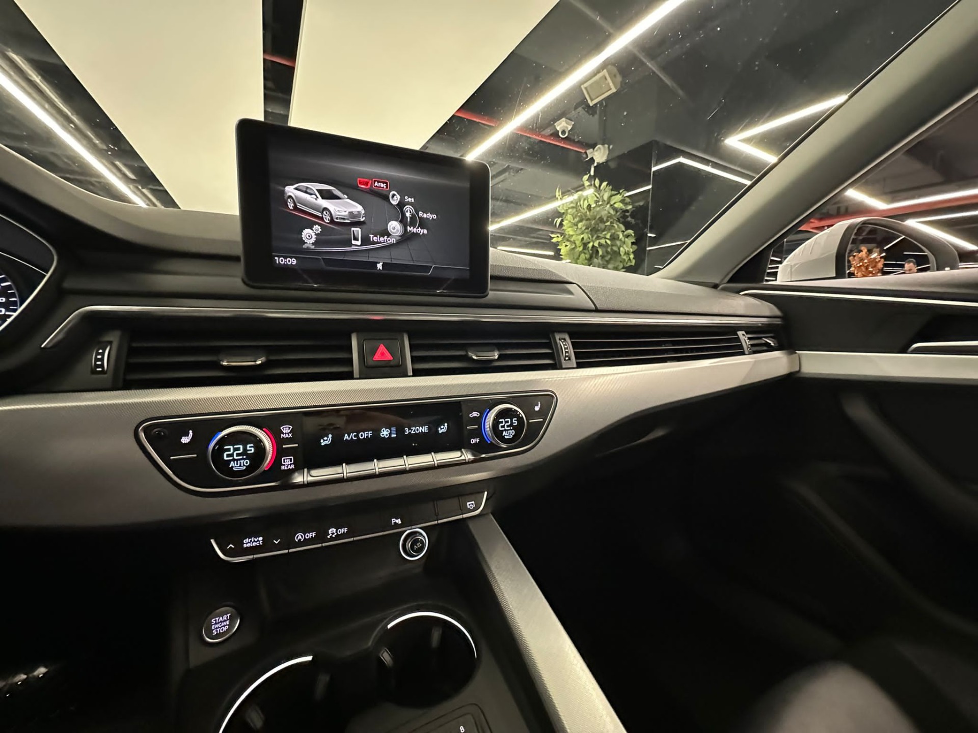 2017 Model Audi A4 1.4 TFSI Design-21