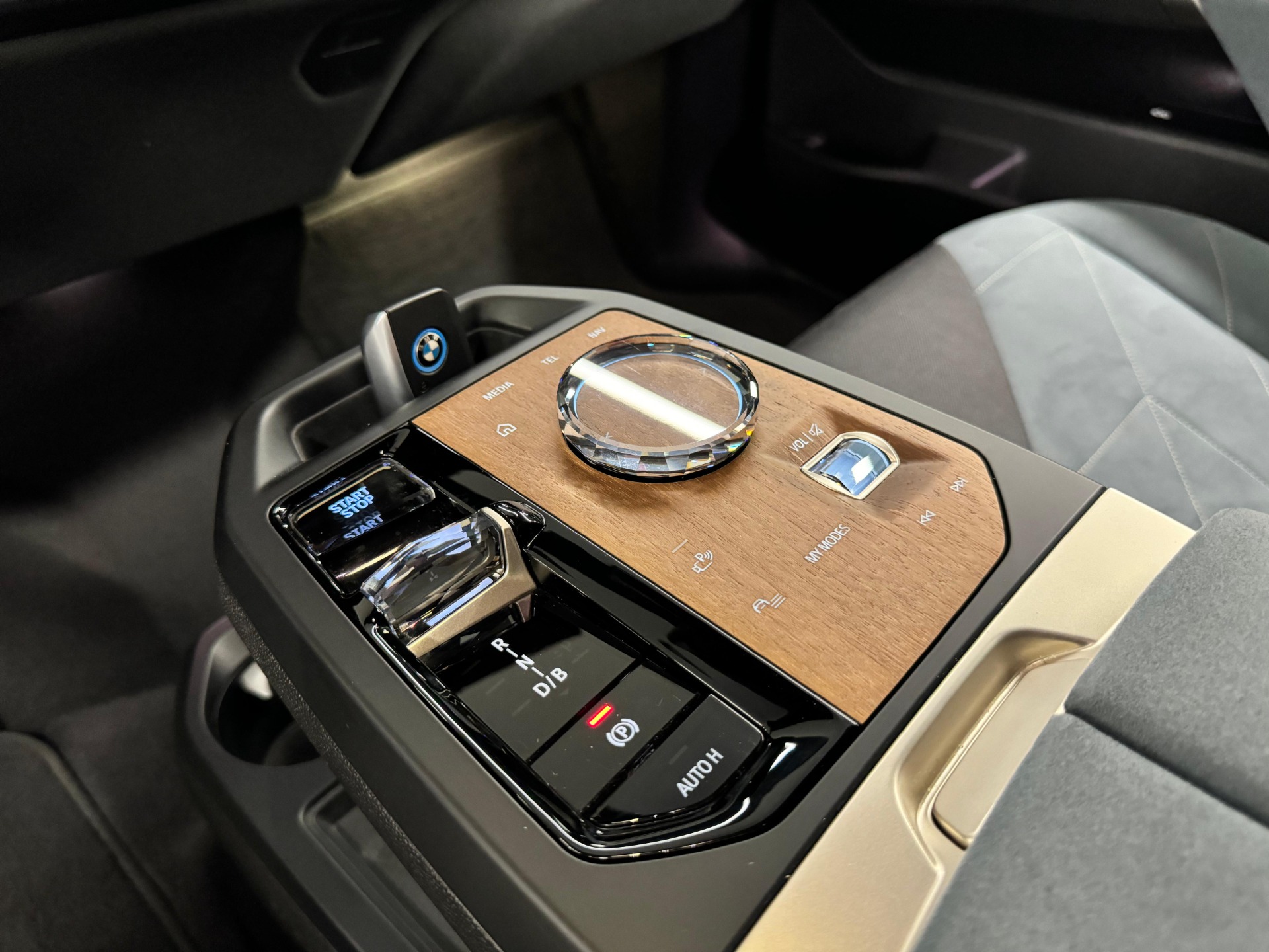 2022 Bmw iX xDrive40 First Edition Sport-42