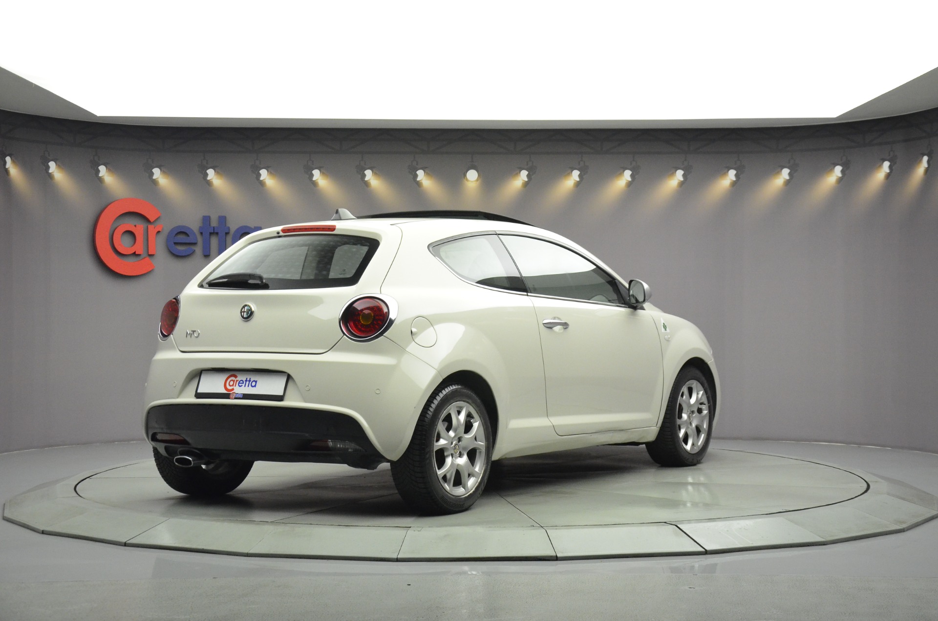 2011 Model Alfa Romeo MiTo 1.6 JTD Distinctive-4