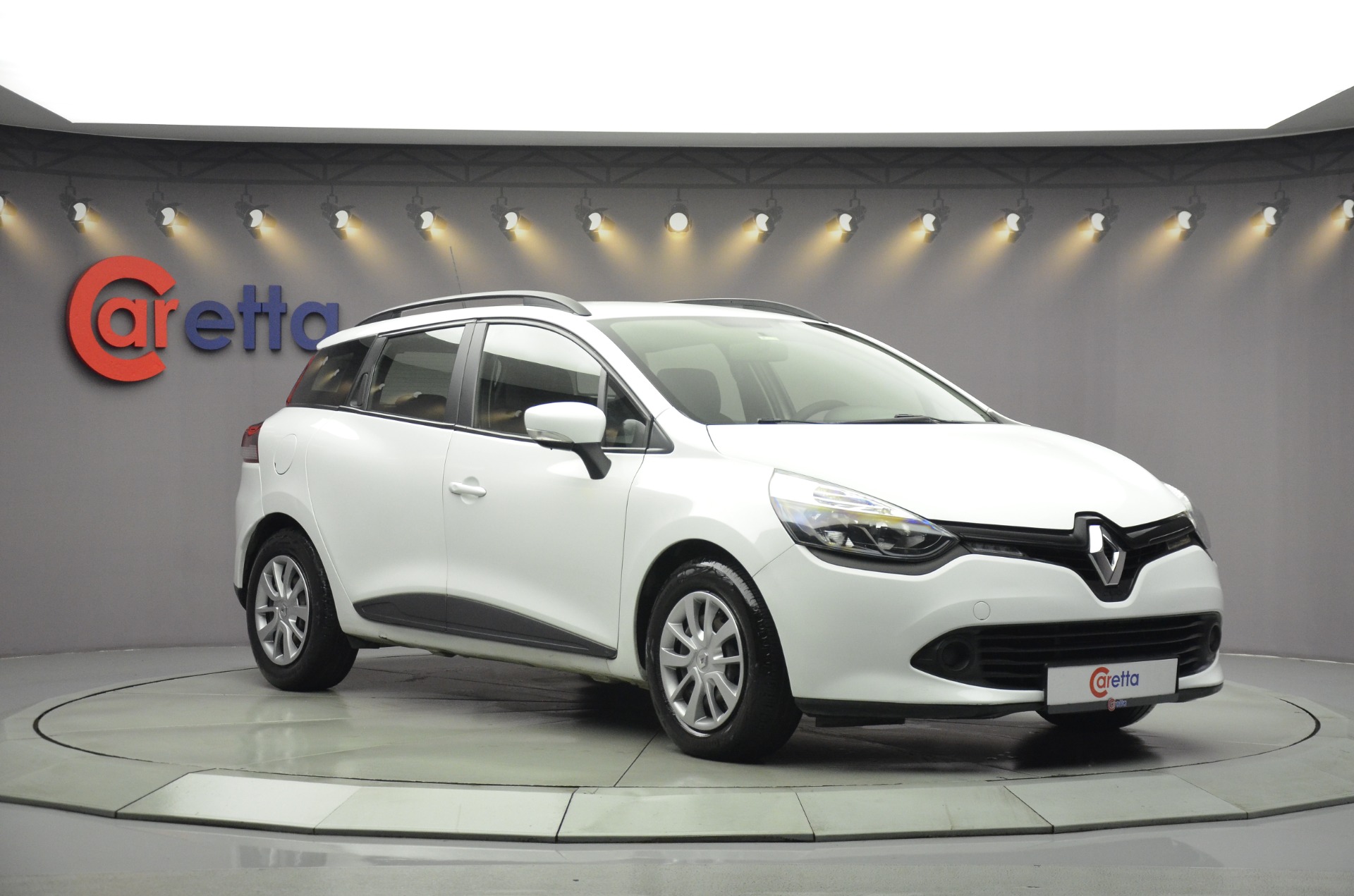 2015 Model Renault Clio 1.5 dCi SportTourer Joy-2