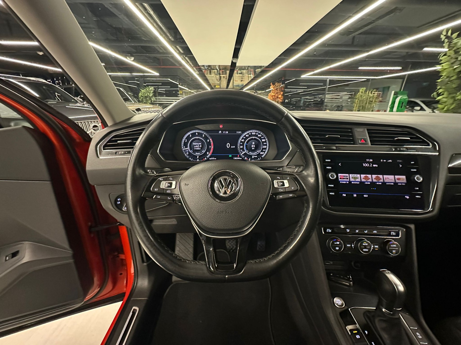 2017 Model Volkswagen Tiguan AllSpace 1.4 TSI ACT BMT Highline DSG-14