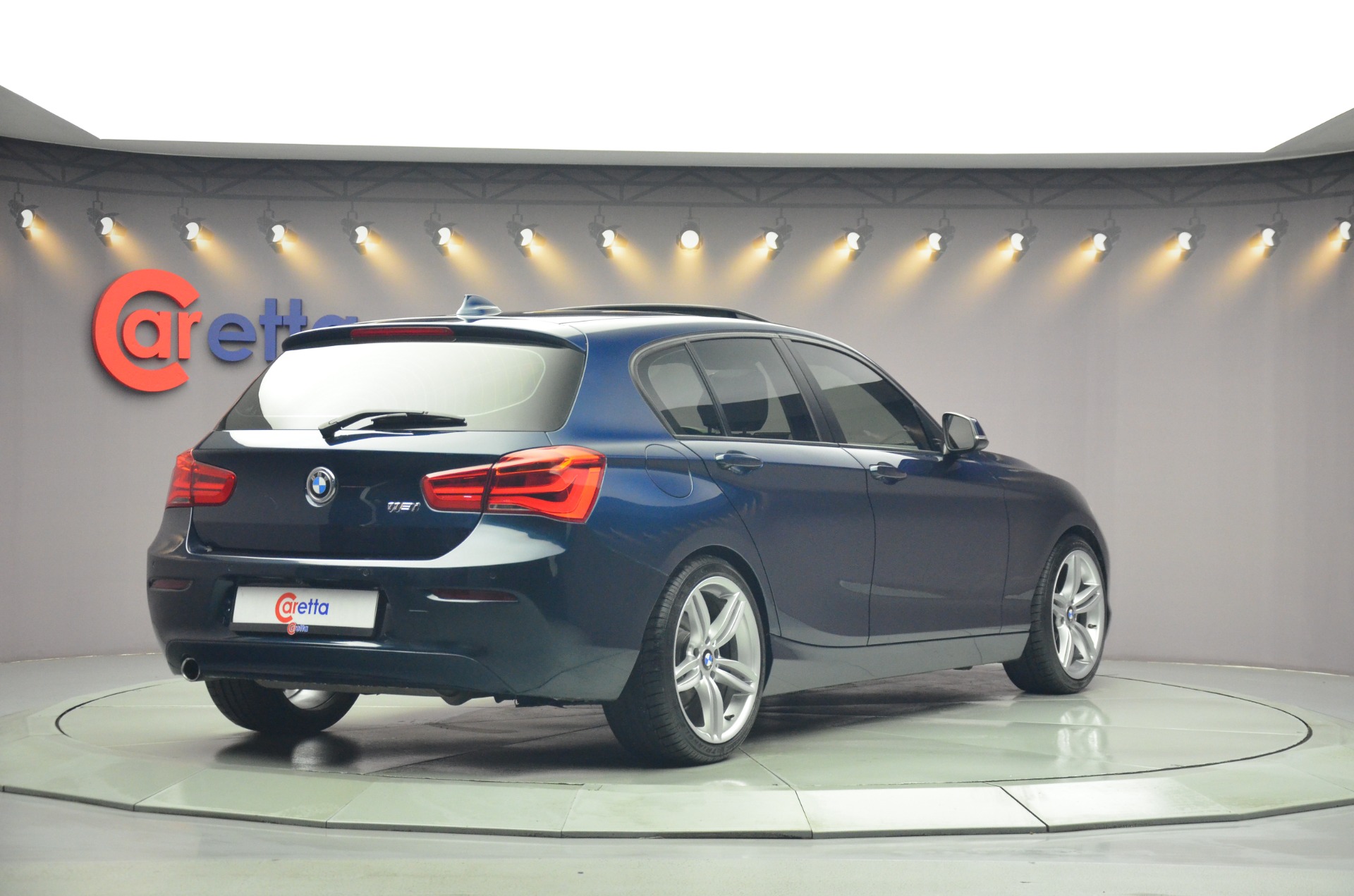 2016 Model  Bmw 118i One Edition-4