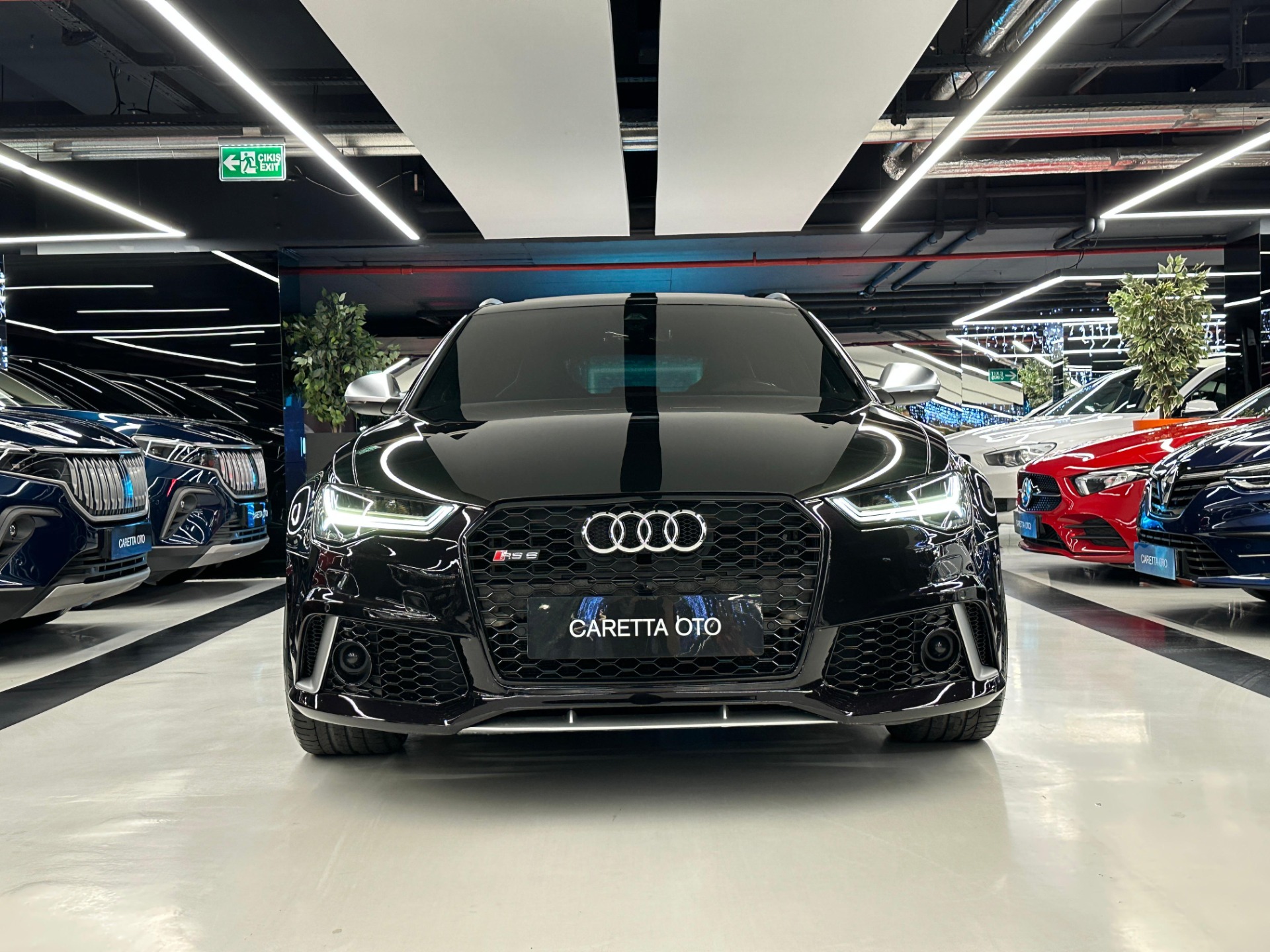 2015 Model Audi RS 6 Avant-22