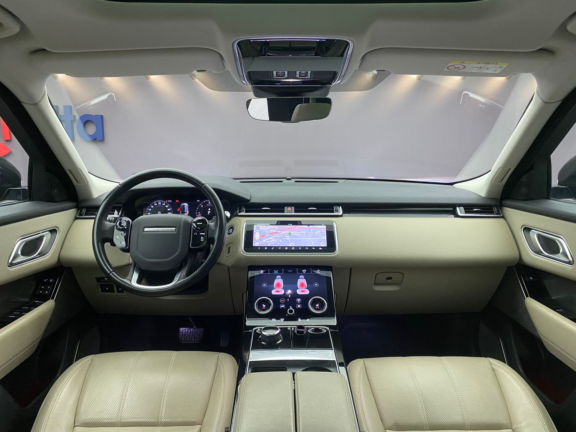 2018 Model Land Rover Range Rover Velar 2.0 TD4 SE-12