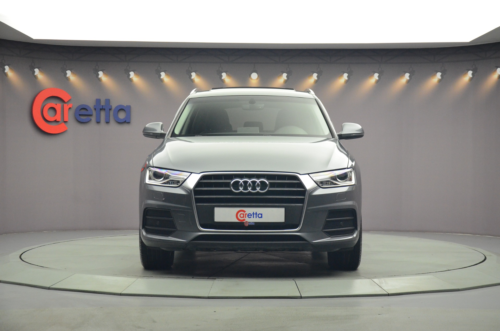 2016 Model Audi Q3 1.4 TFSI-1