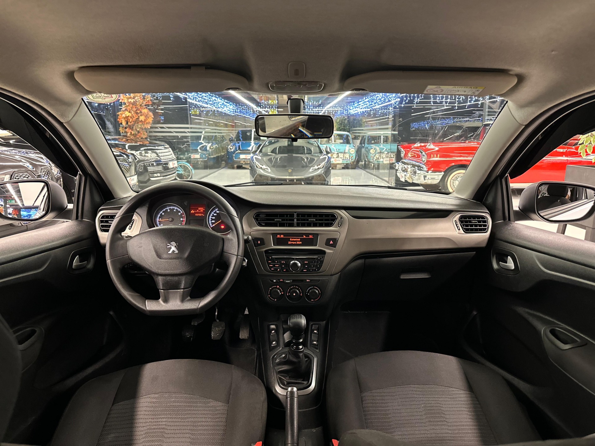 2019 Peugeot 301 1.5 BlueHDI Active-16