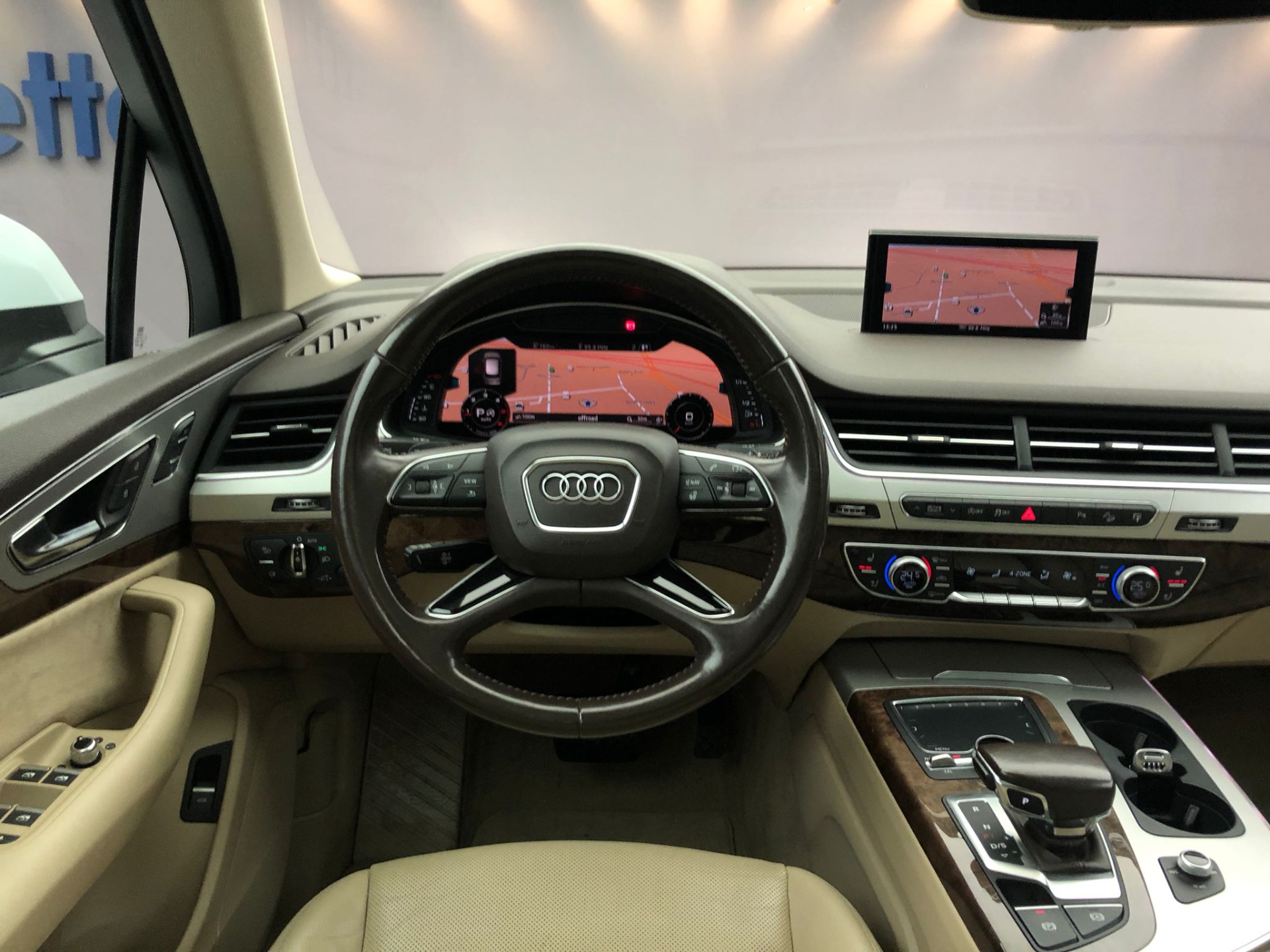 2015 Model Audi Q7 3.0 TDI V6 Quattro Tiptronic-12